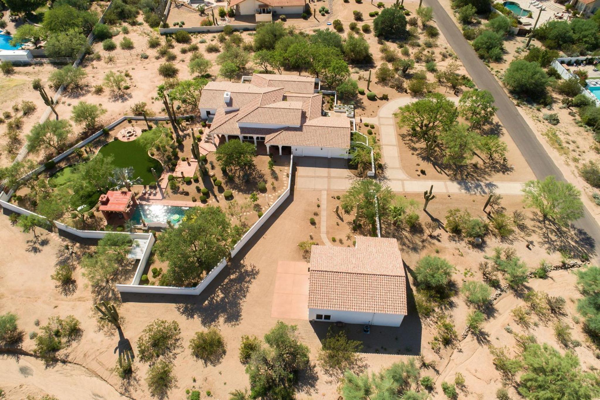 Rancho Relaxo by PaseoHomesAZ with Pool, Spa and Separate Casita