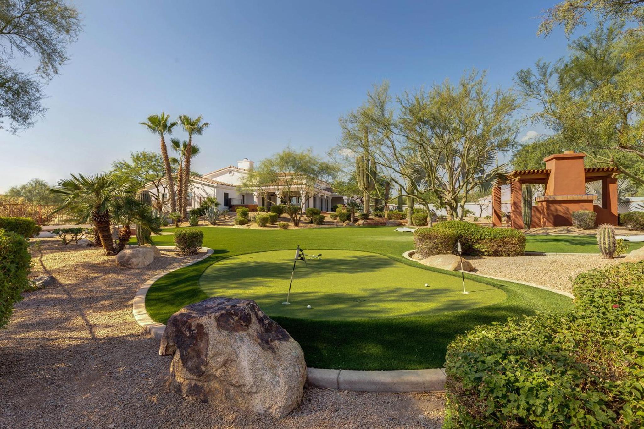 Rancho Relaxo by PaseoHomesAZ with Pool, Spa and Separate Casita
