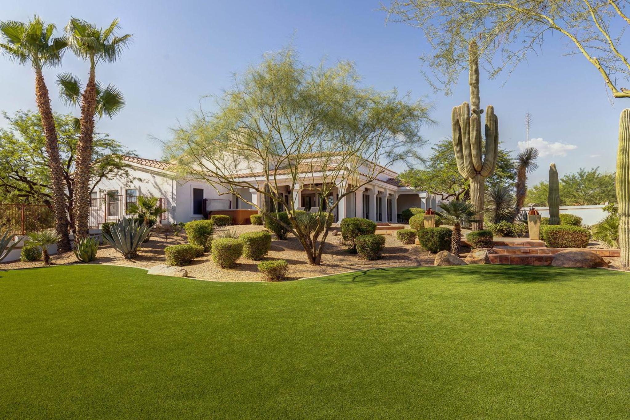 Rancho Relaxo by PaseoHomesAZ with Pool, Spa and Separate Casita
