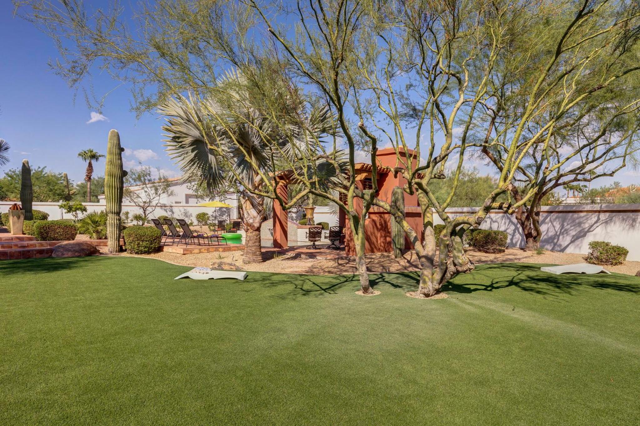 Rancho Relaxo by PaseoHomesAZ with Pool, Spa and Separate Casita