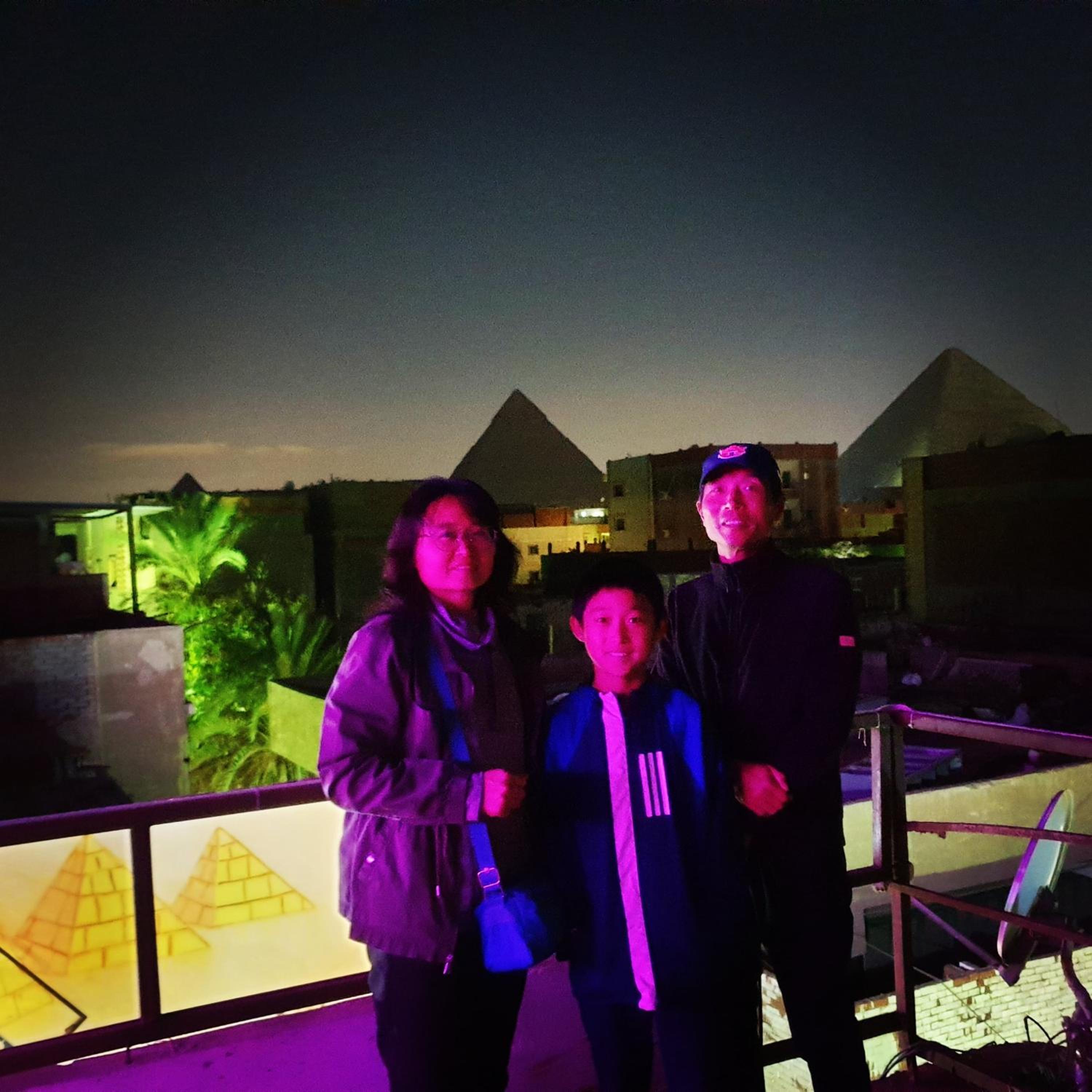 Anas Pyramids view inn