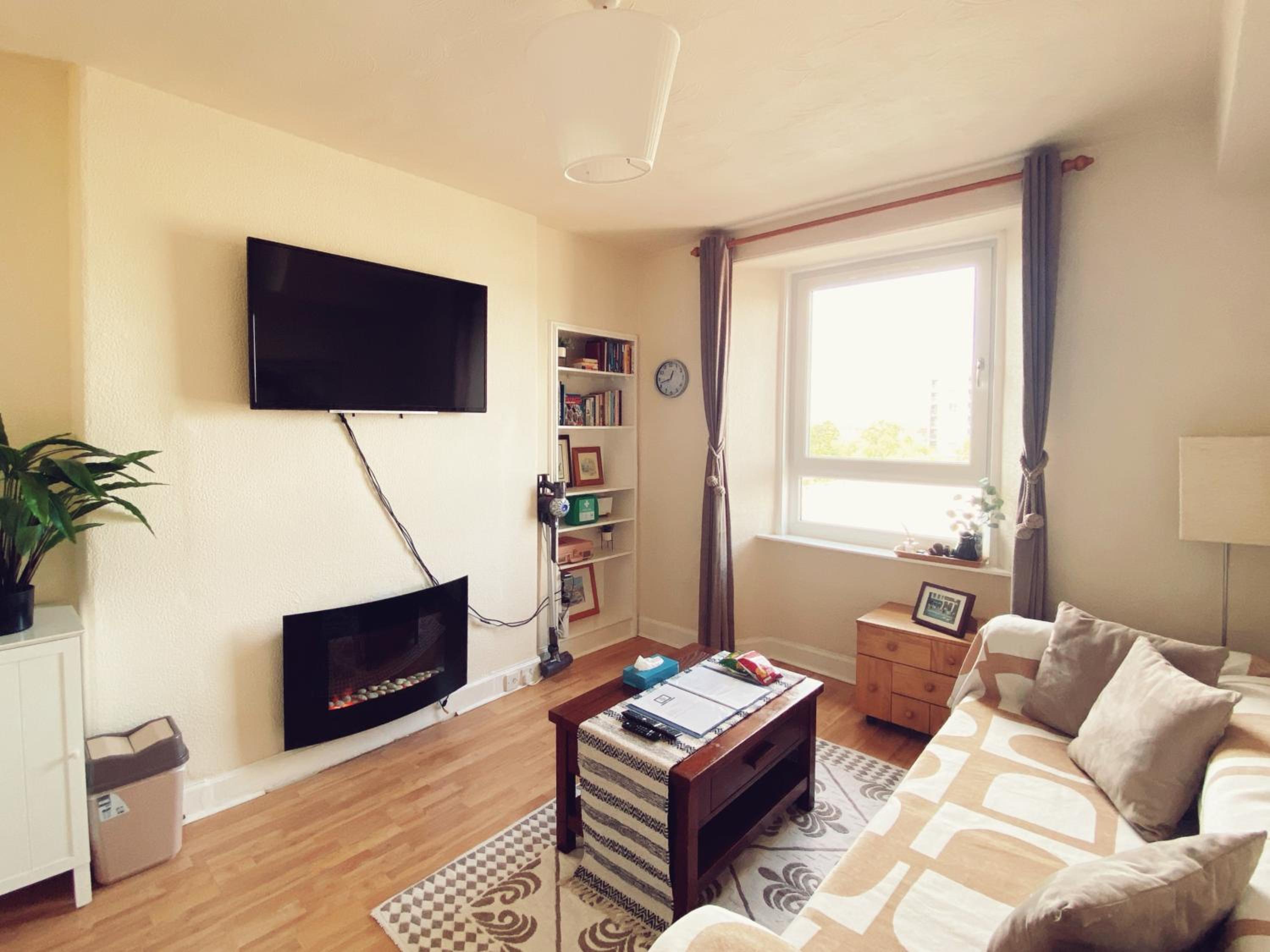 Edinburgh Meadowbank 1-Bedroom Flat view 3