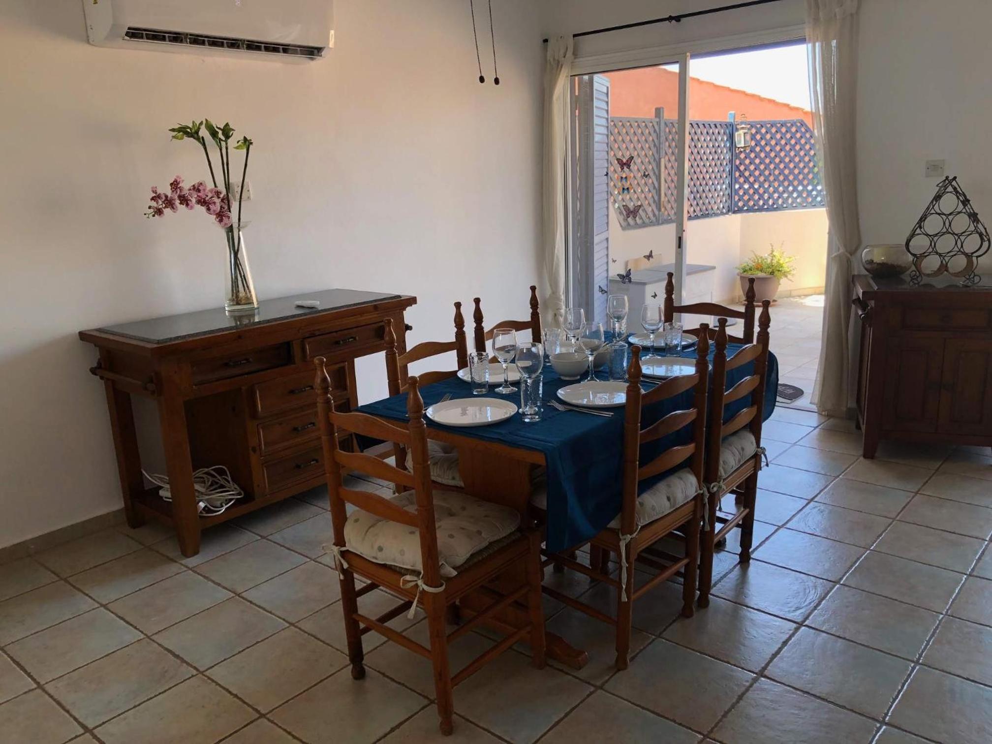 Spacious 3BR Villa - 5-Min to St Georges Beach - Perfect for Families