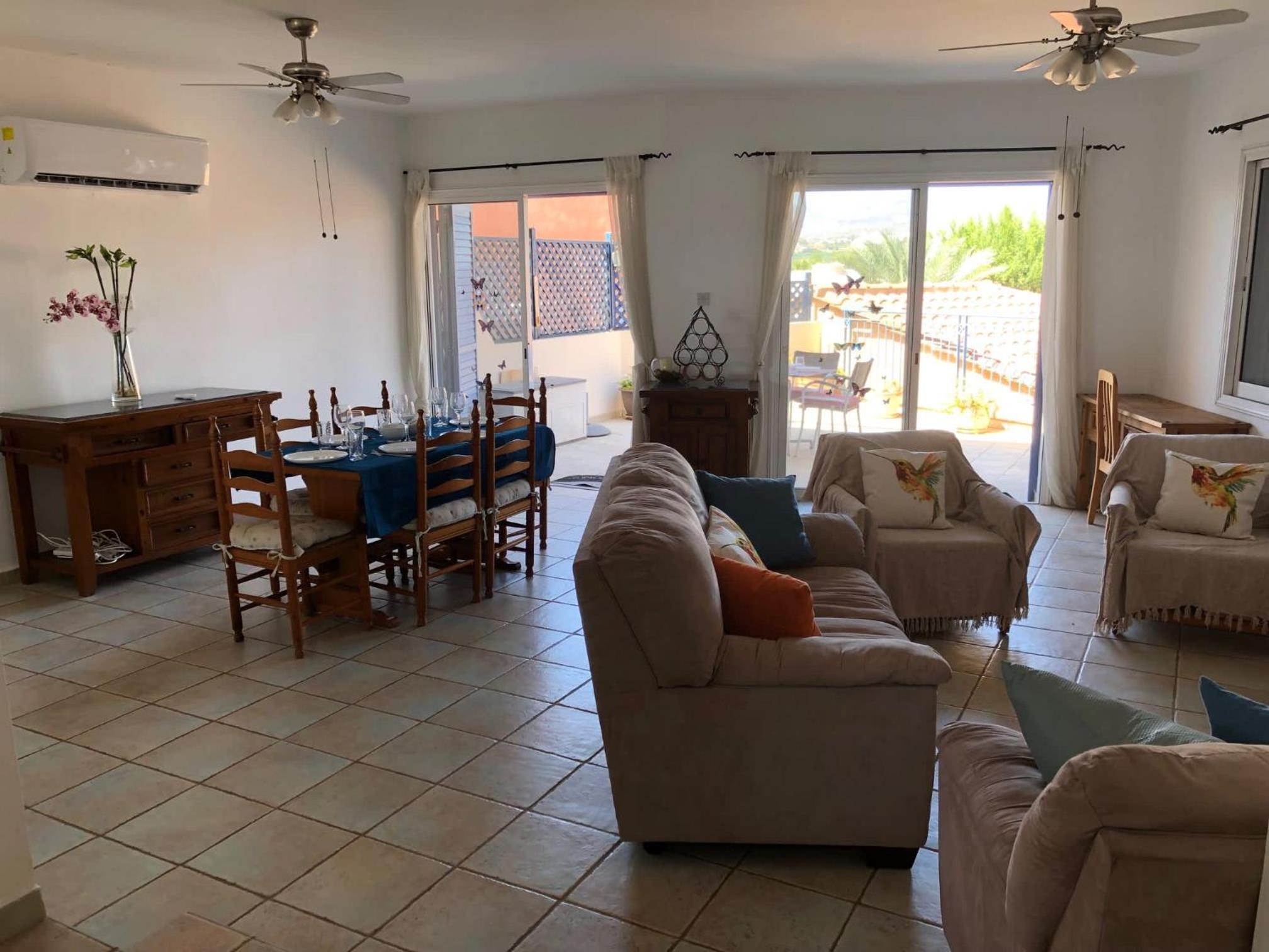 Spacious 3BR Villa - 5-Min to St Georges Beach - Perfect for Families