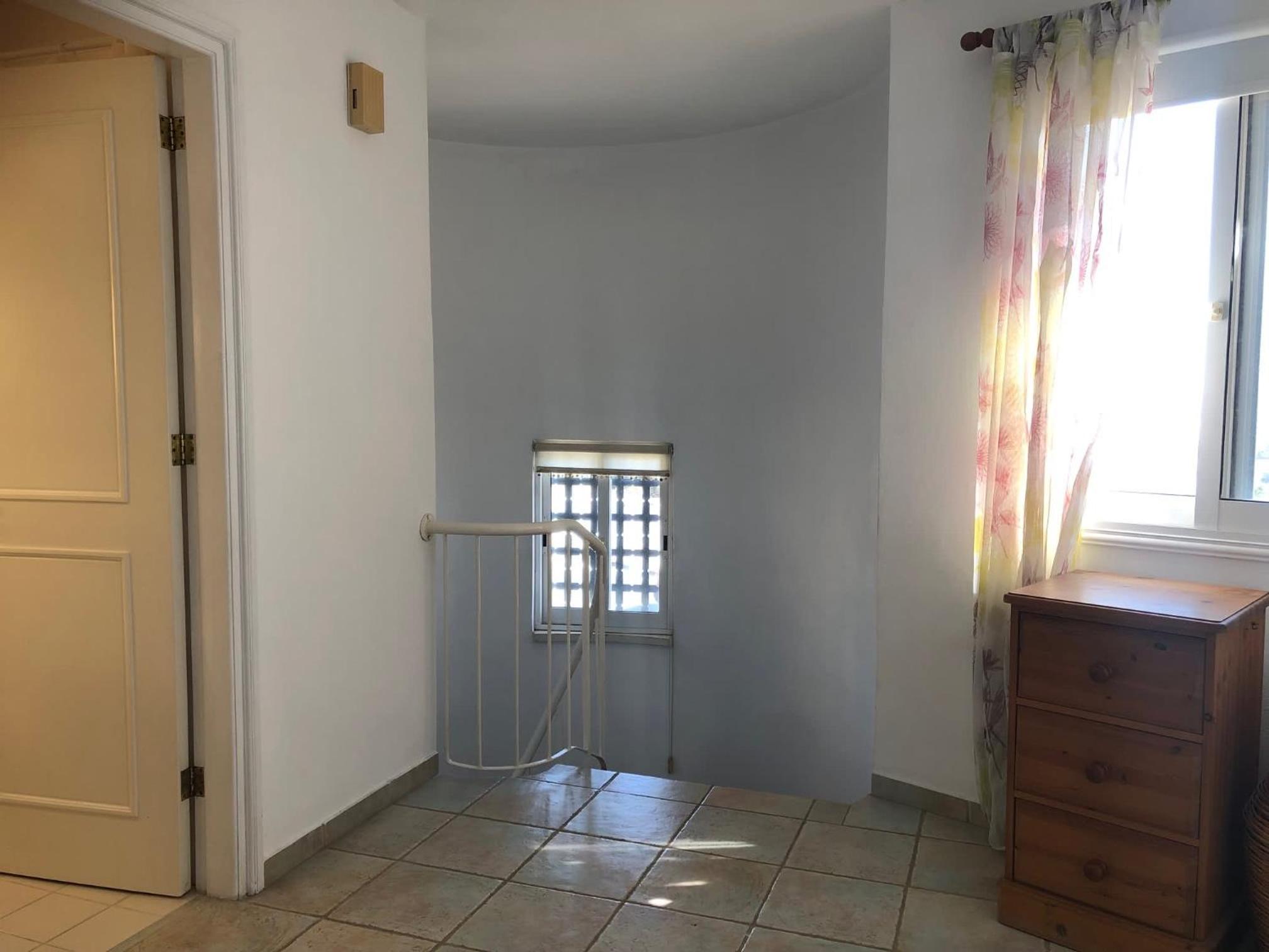 Spacious 3BR Villa - 5-Min to St Georges Beach - Perfect for Families