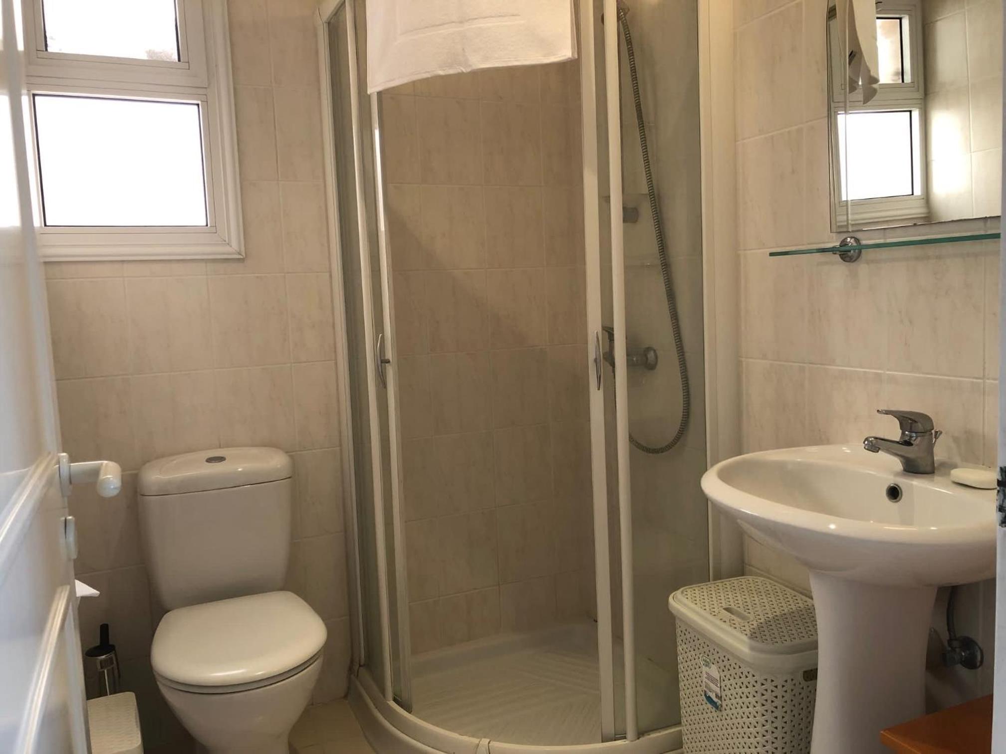 Spacious 3BR Villa - 5-Min to St Georges Beach - Perfect for Families