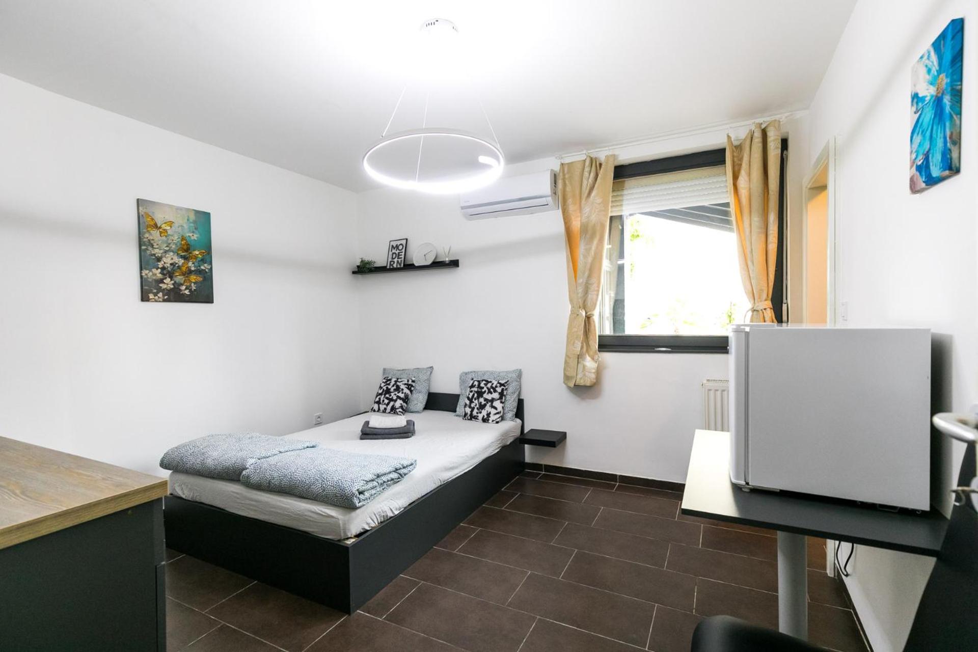 Mariposa Apartments