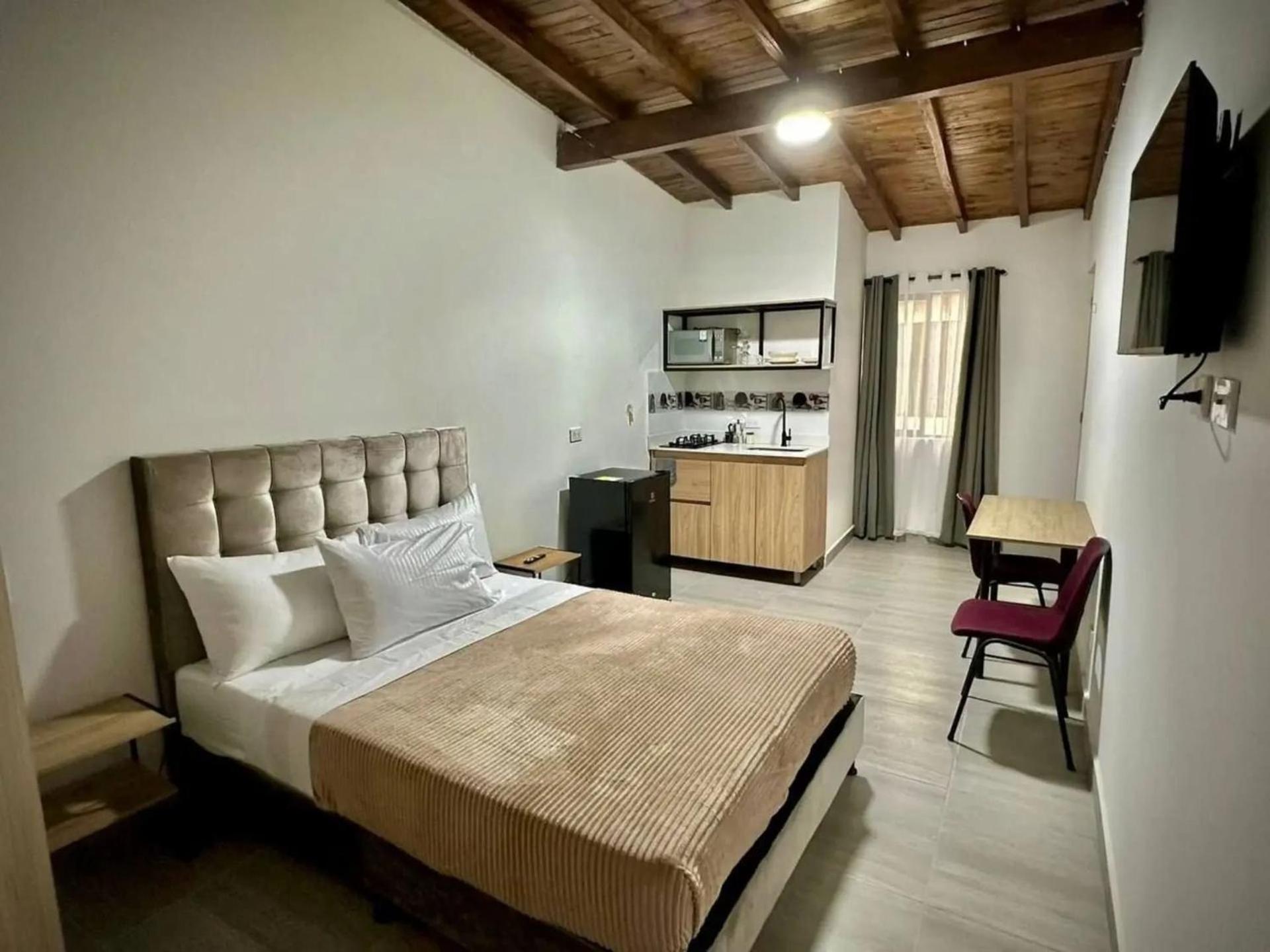 Apartahotel en Laureles