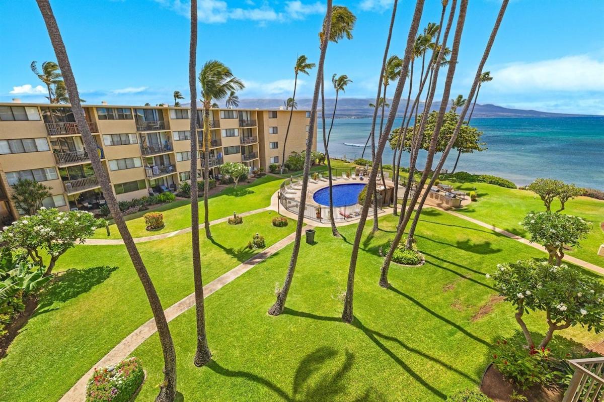 Kanai A Nalu 408 — Top Floor Oceanfront Condo