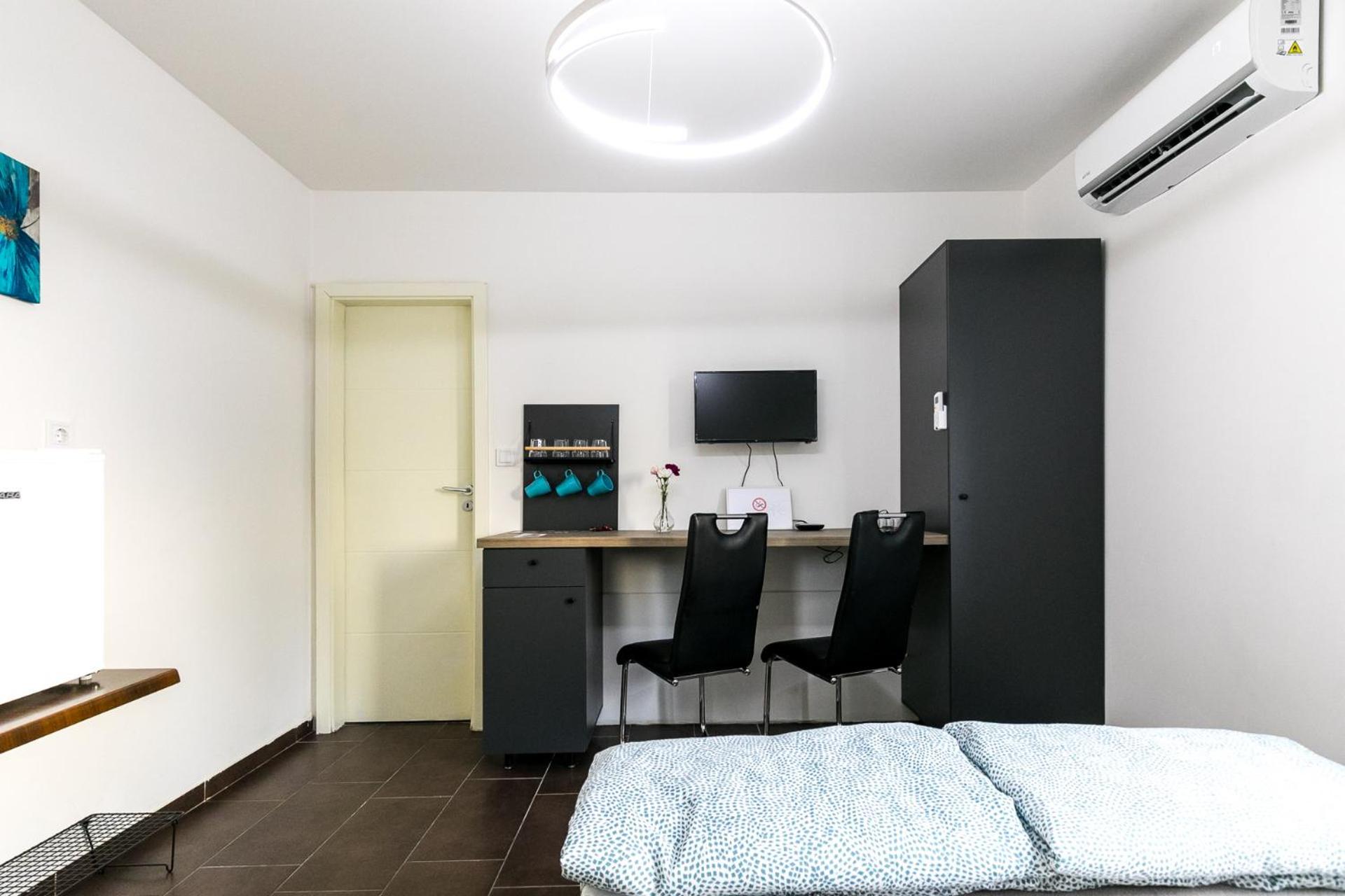 Mariposa Apartments