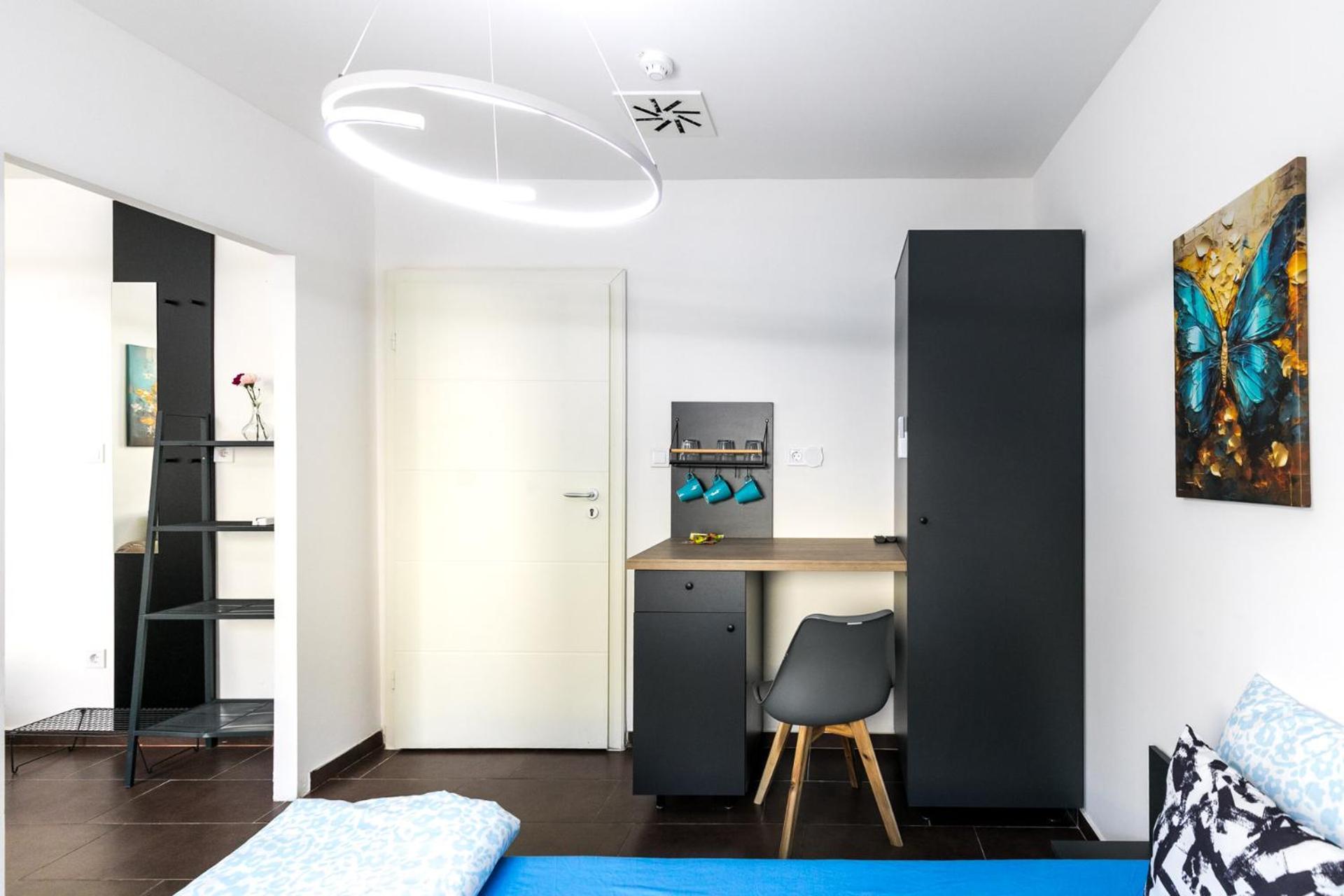 Mariposa Apartments