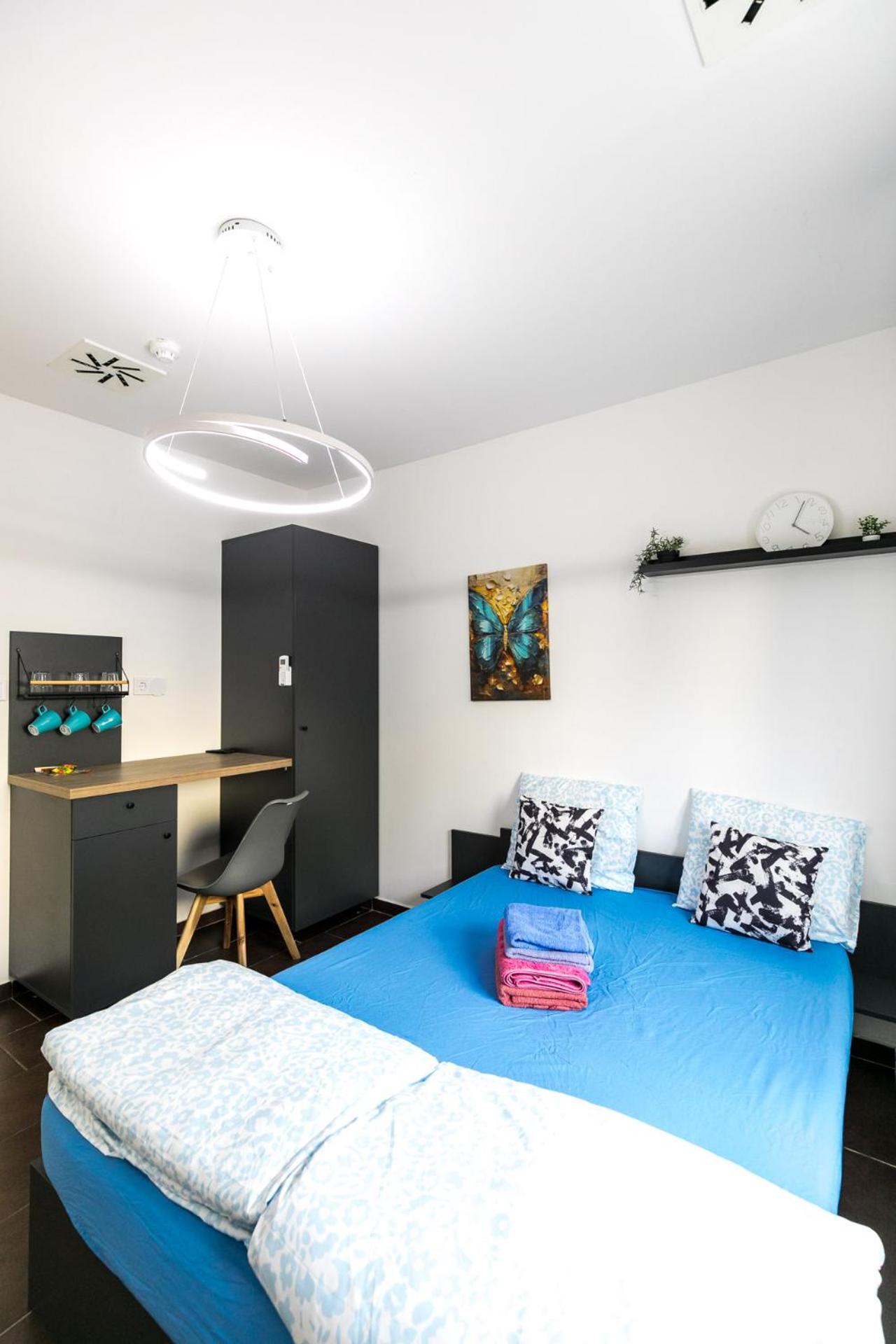 Mariposa Apartments