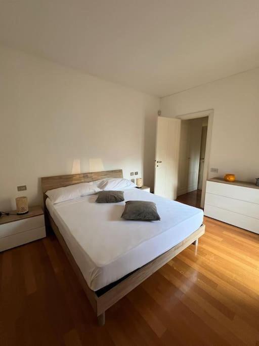Luce, Silenzio ed Eleganza nel Cuore di Roma - 2 camere da letto