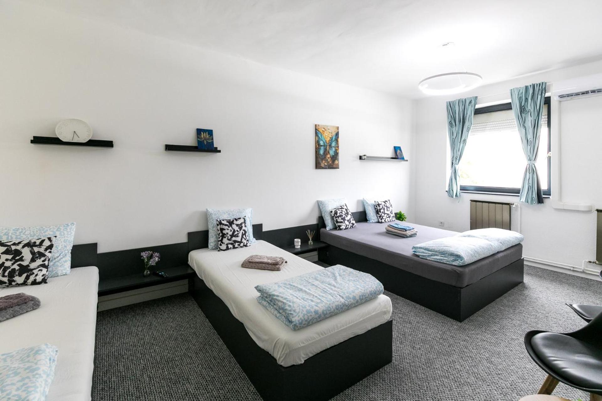 Mariposa Apartments