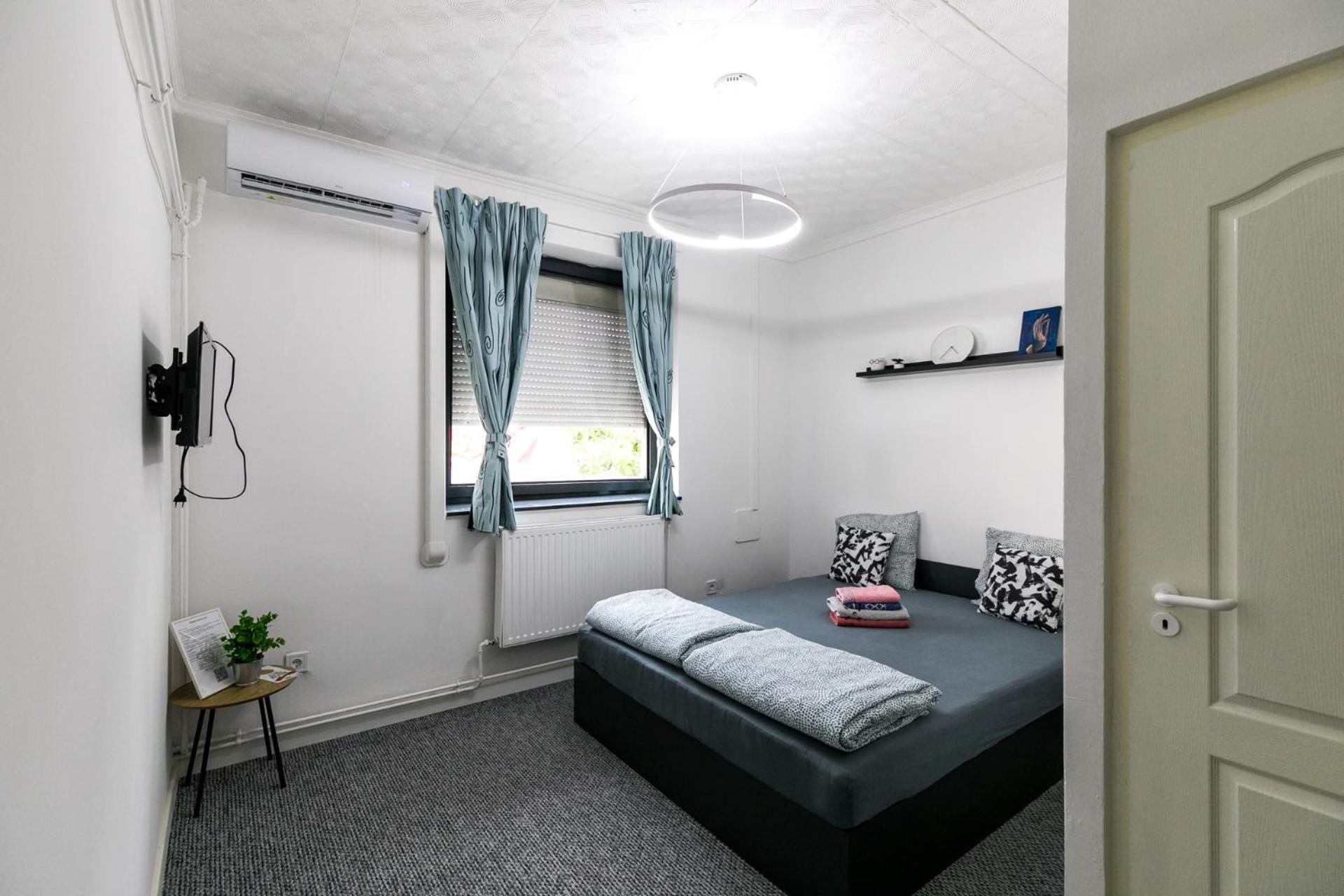 Mariposa Apartments