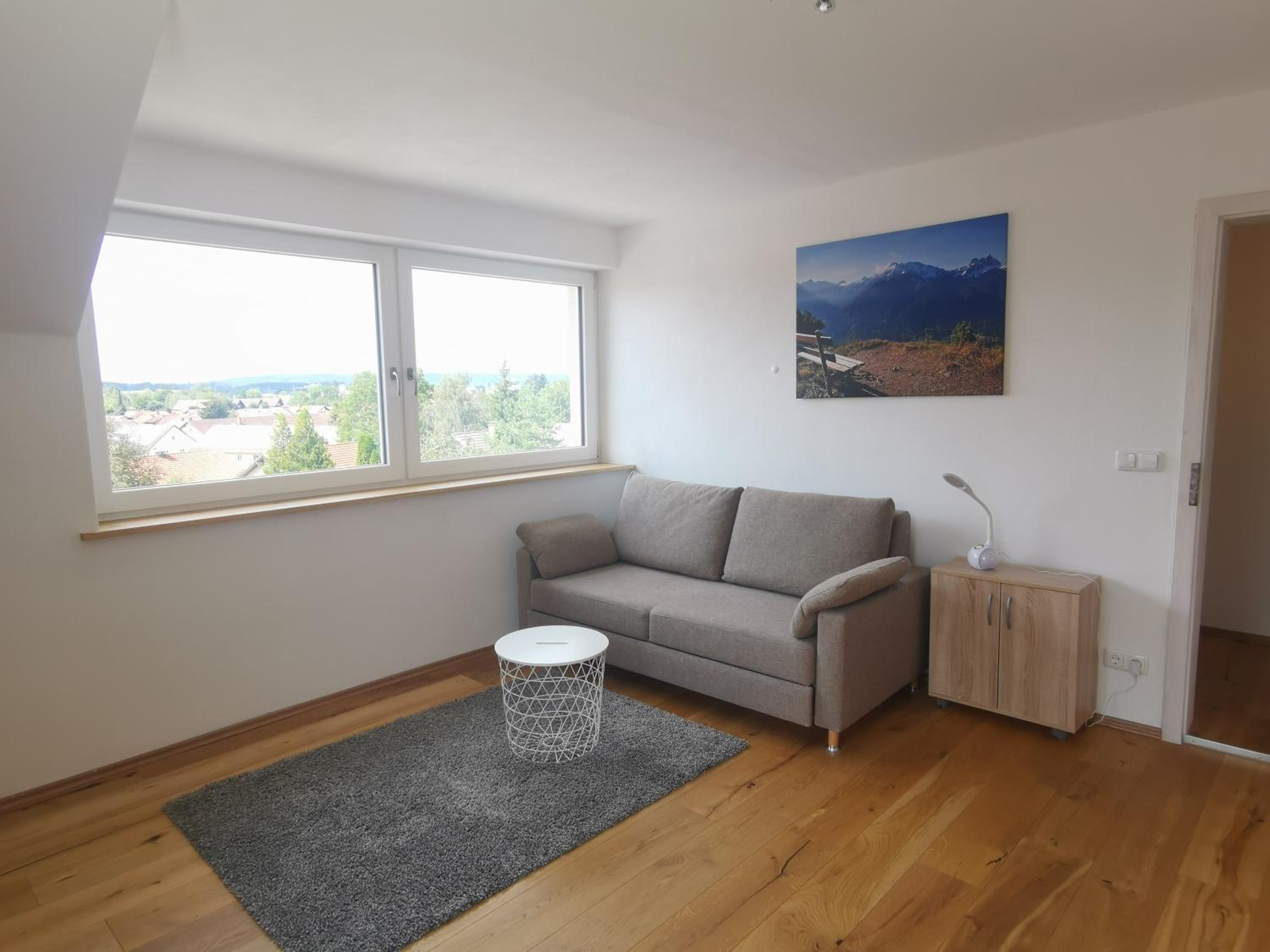 Panorama Apartment im Allgäu mit Balkon, Garten und Stellplatz