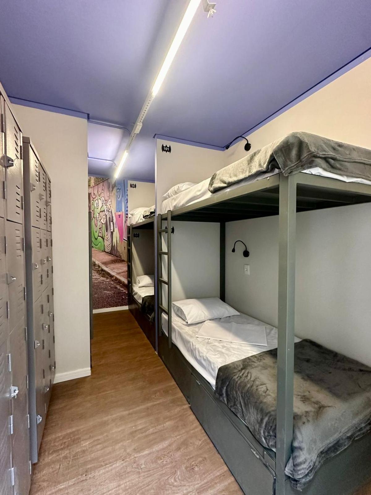 Hostel Distrito 011