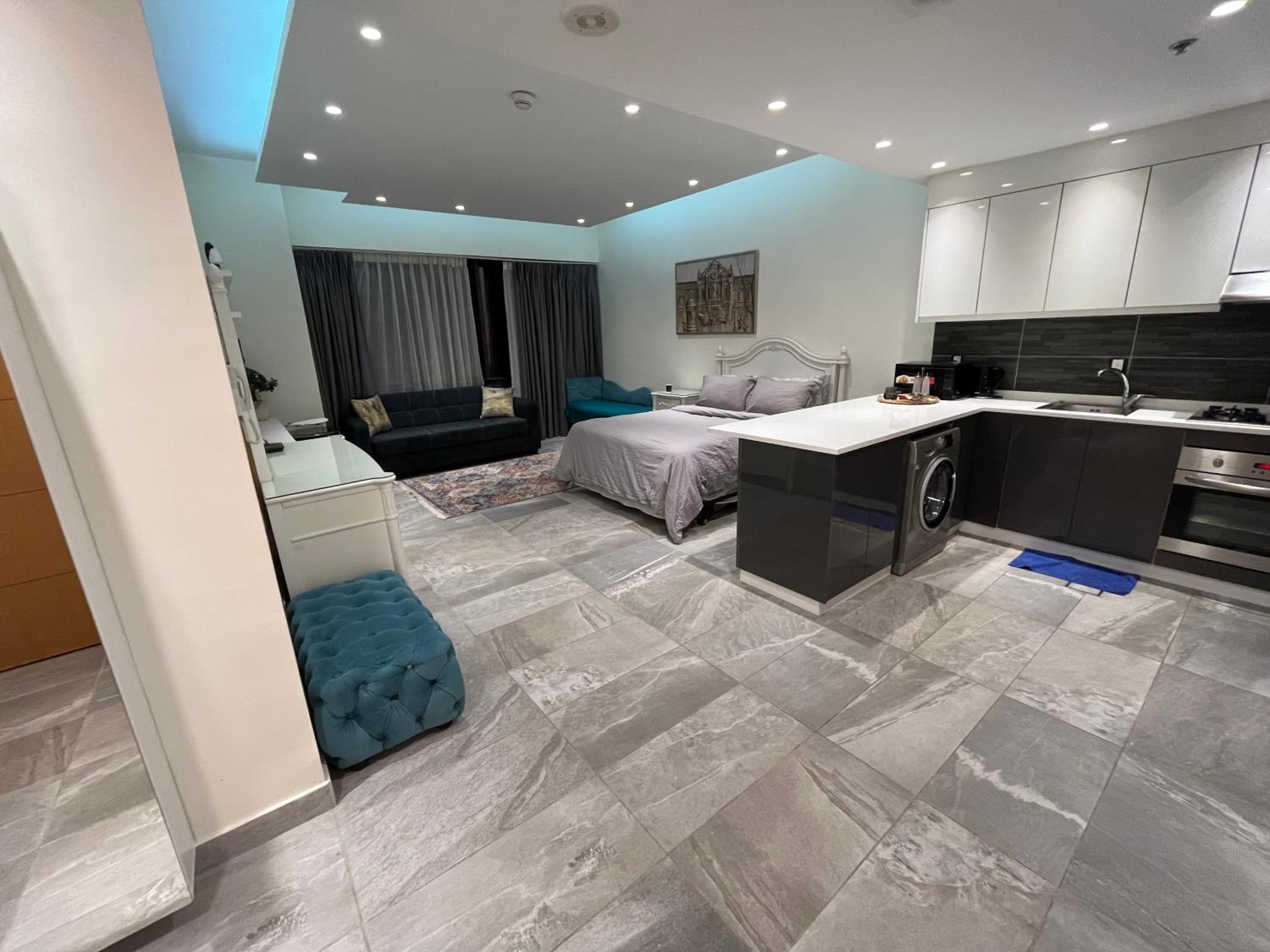 Luxury Studio DAMAC TOWER - 1 BEDROOM -JORDAN view 2