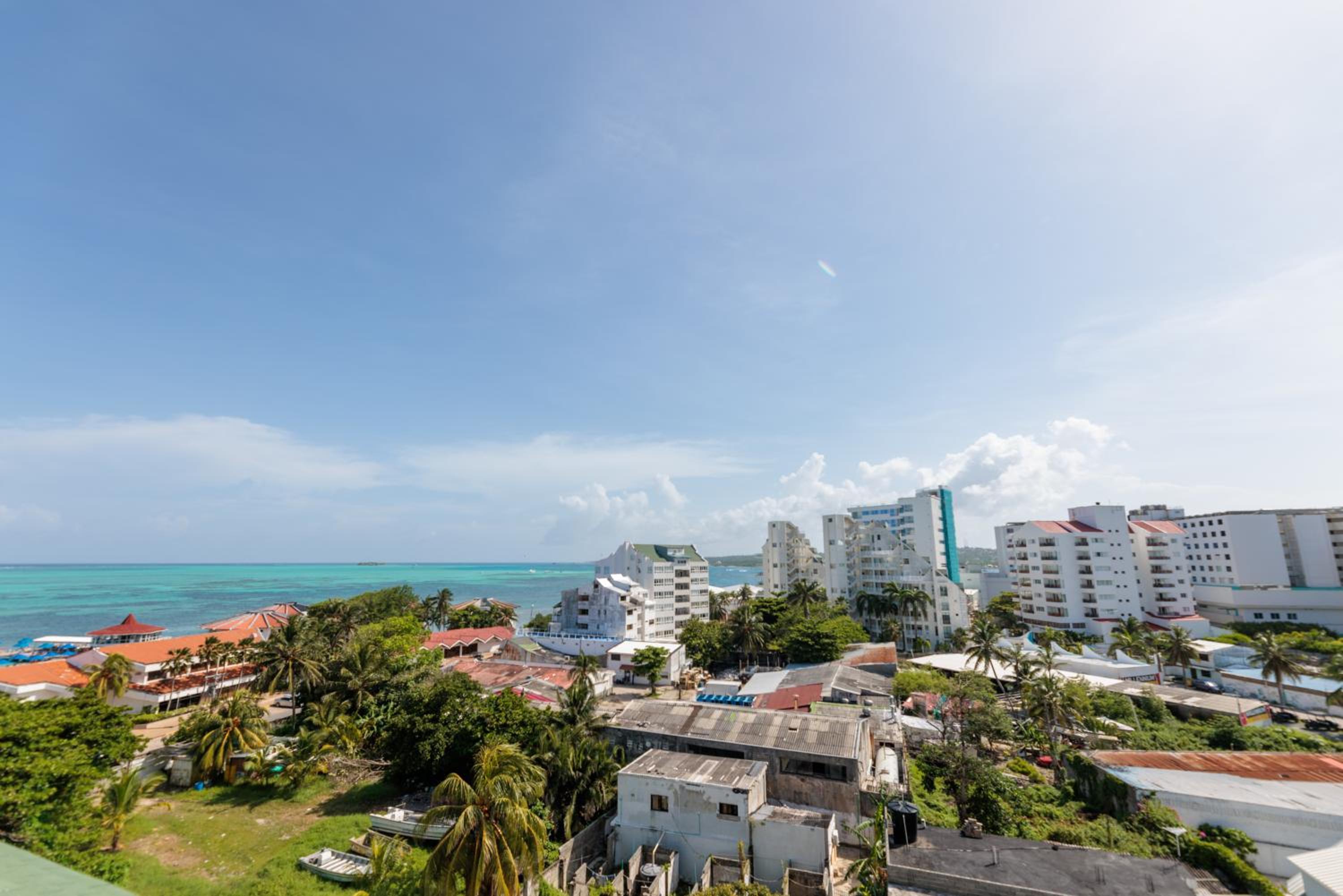 Penthouse Sea View 705A