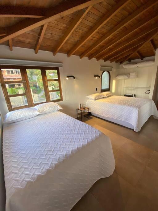 Casa de Campo completa ubicada en Santa Elena