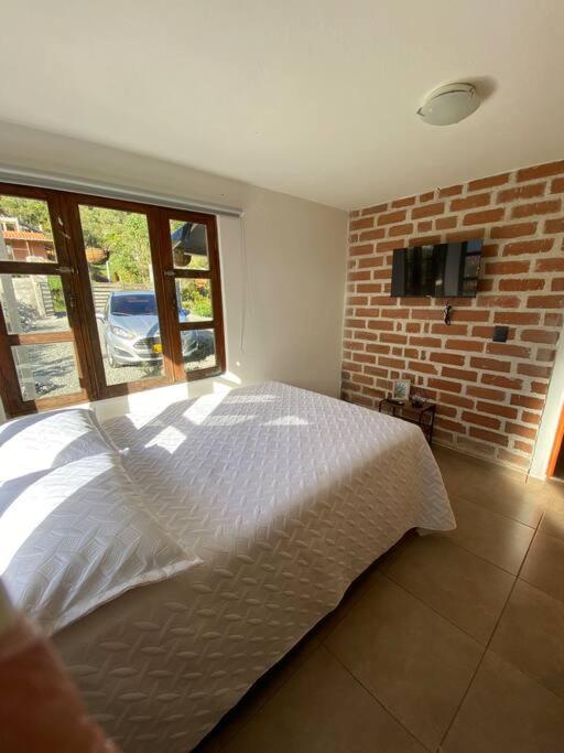 Casa de Campo completa ubicada en Santa Elena