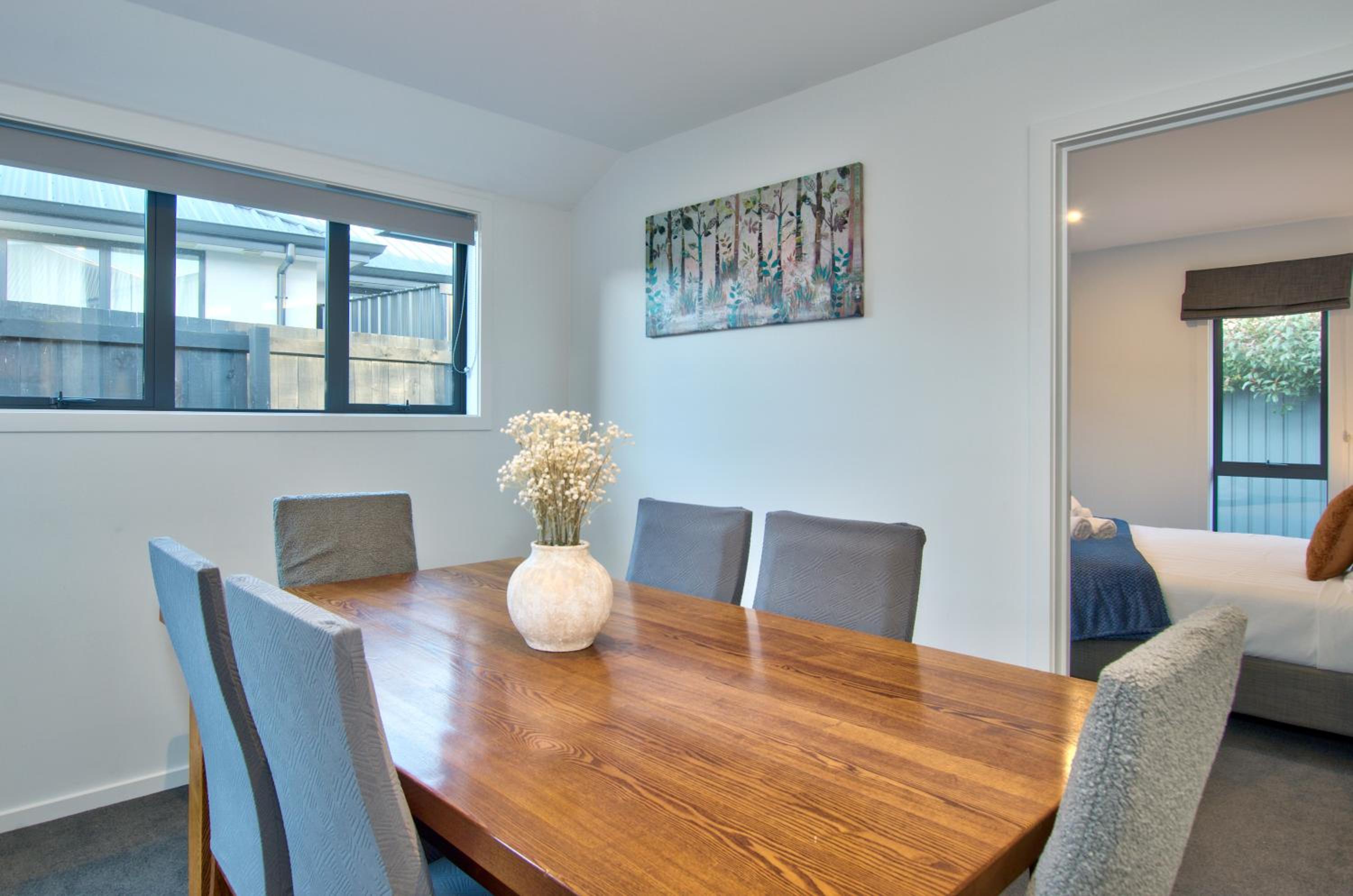 Spacious Lower Shotover Home For Family & Friends view 5
