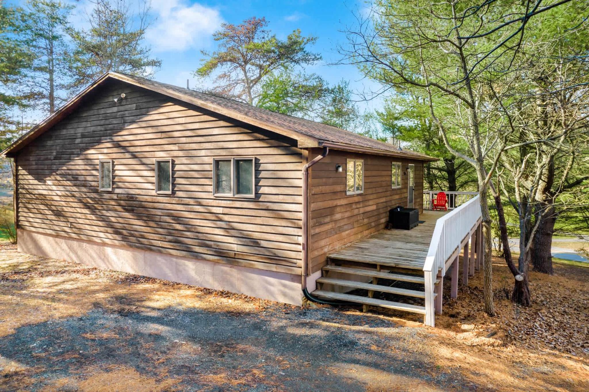 Hot Tub, Fire Pit, Grill, Deck w Resort Amenities view 3