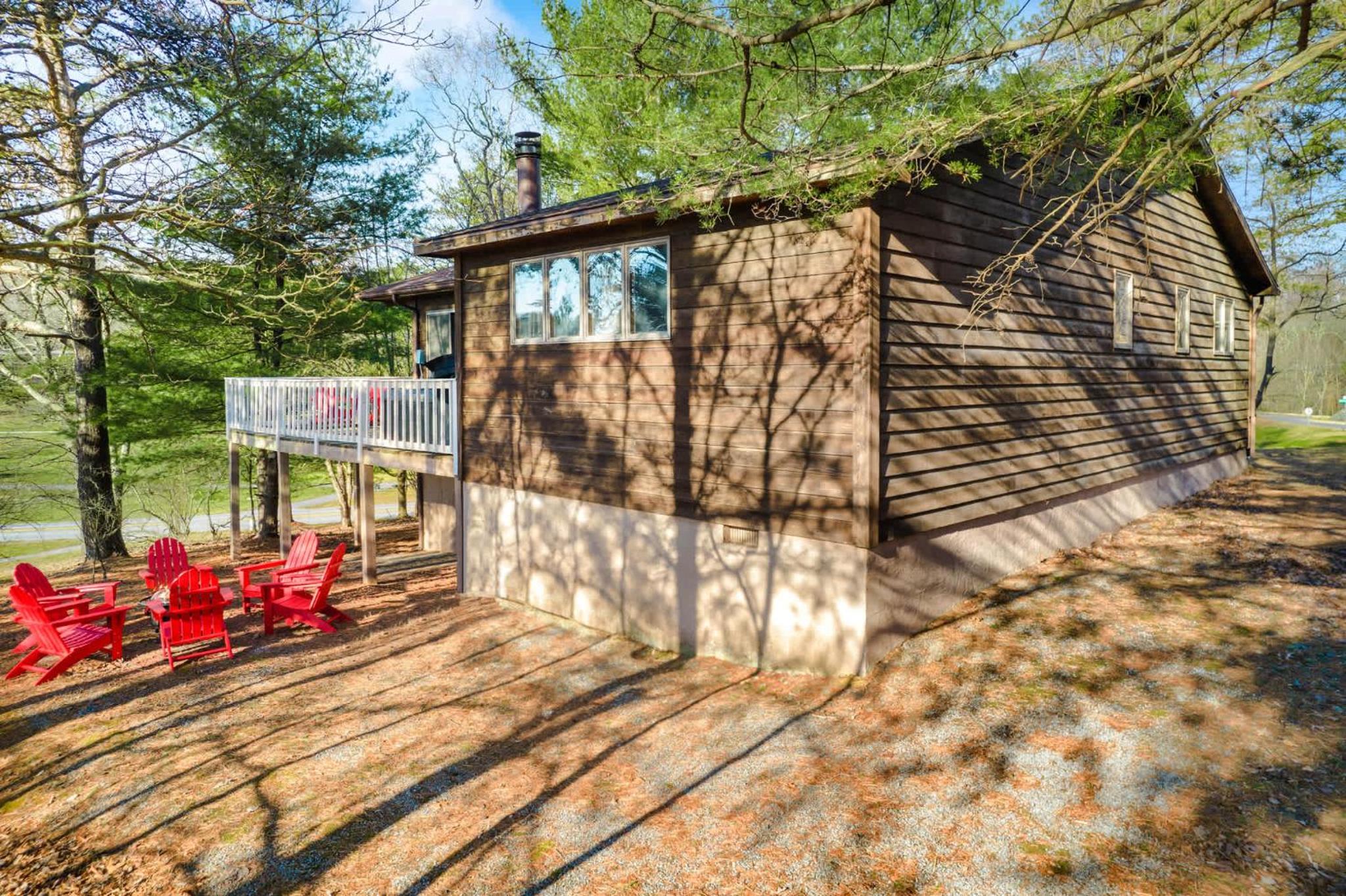 Hot Tub, Fire Pit, Grill, Deck w Resort Amenities view 4