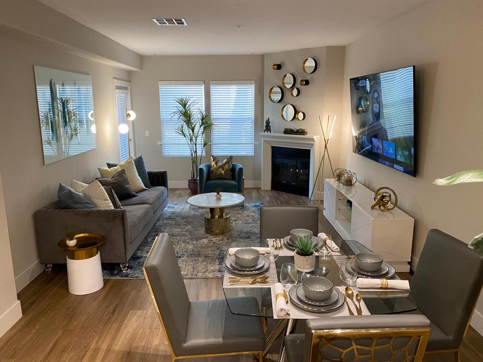 Los Angeles Vacations - Penthouse One Bedroom Garden View Condo by UCLA - Property Image 57