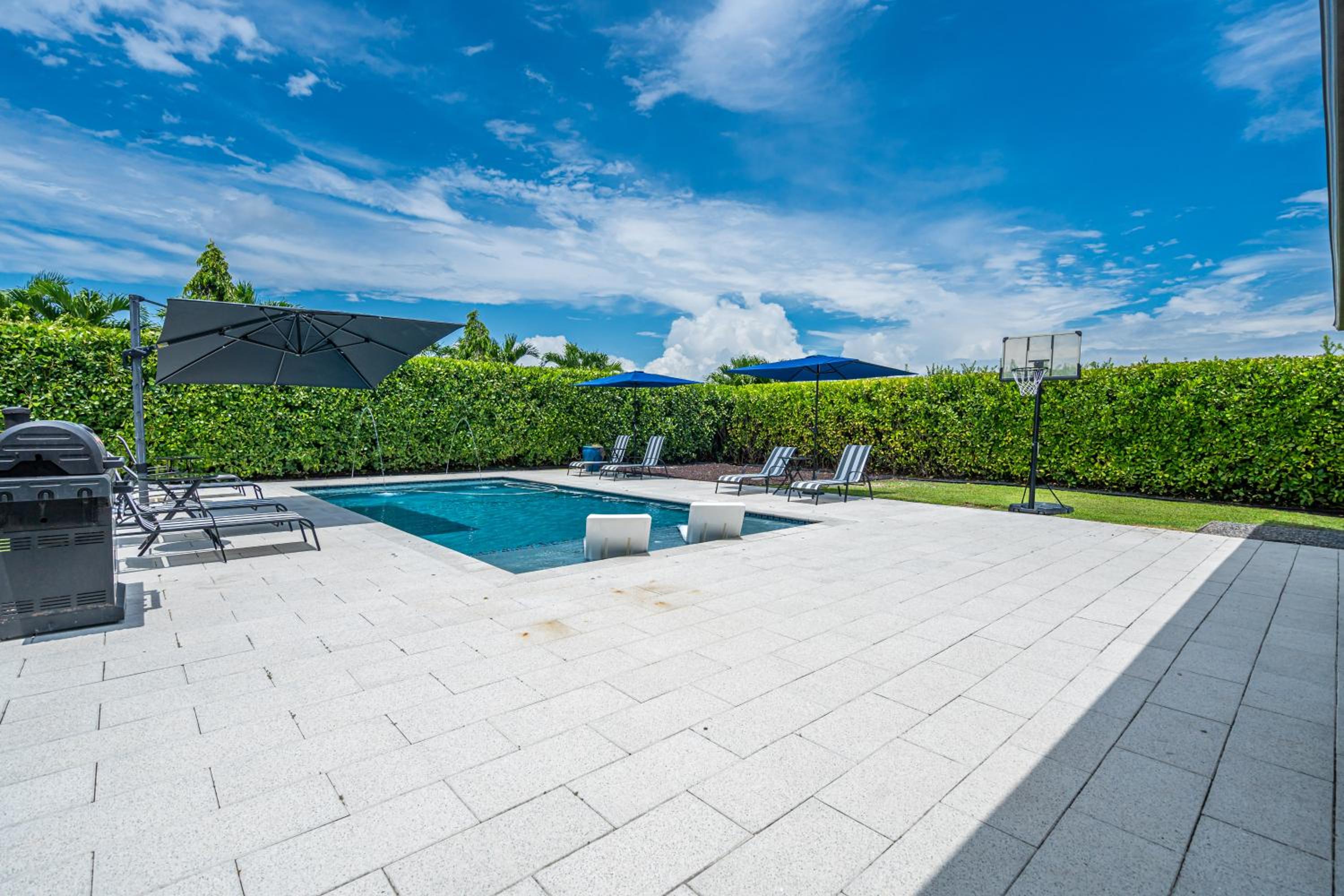 The Luxe Retreat