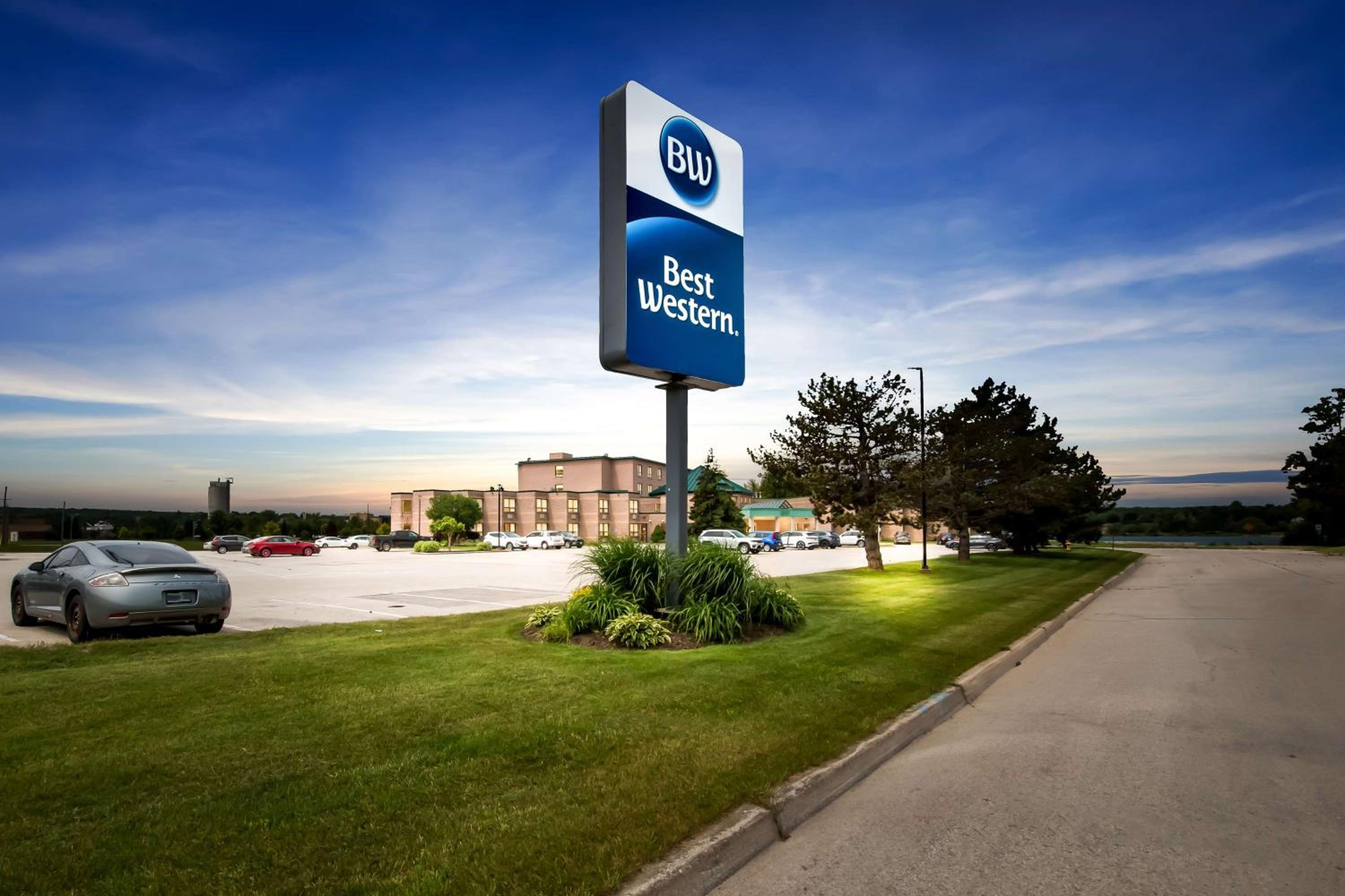 Best Western Inn On The Bay