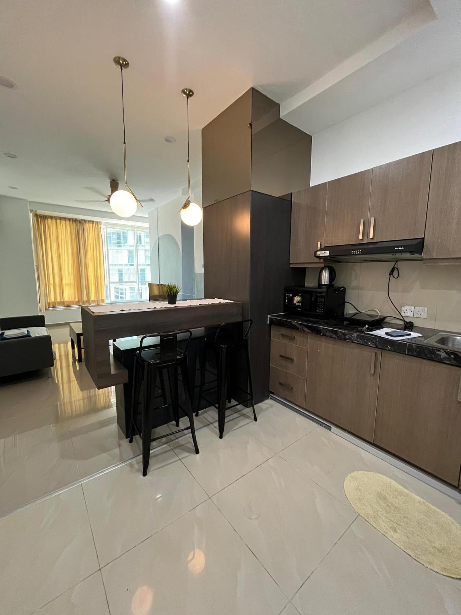 Parkview Service Apartment By Bonjour
