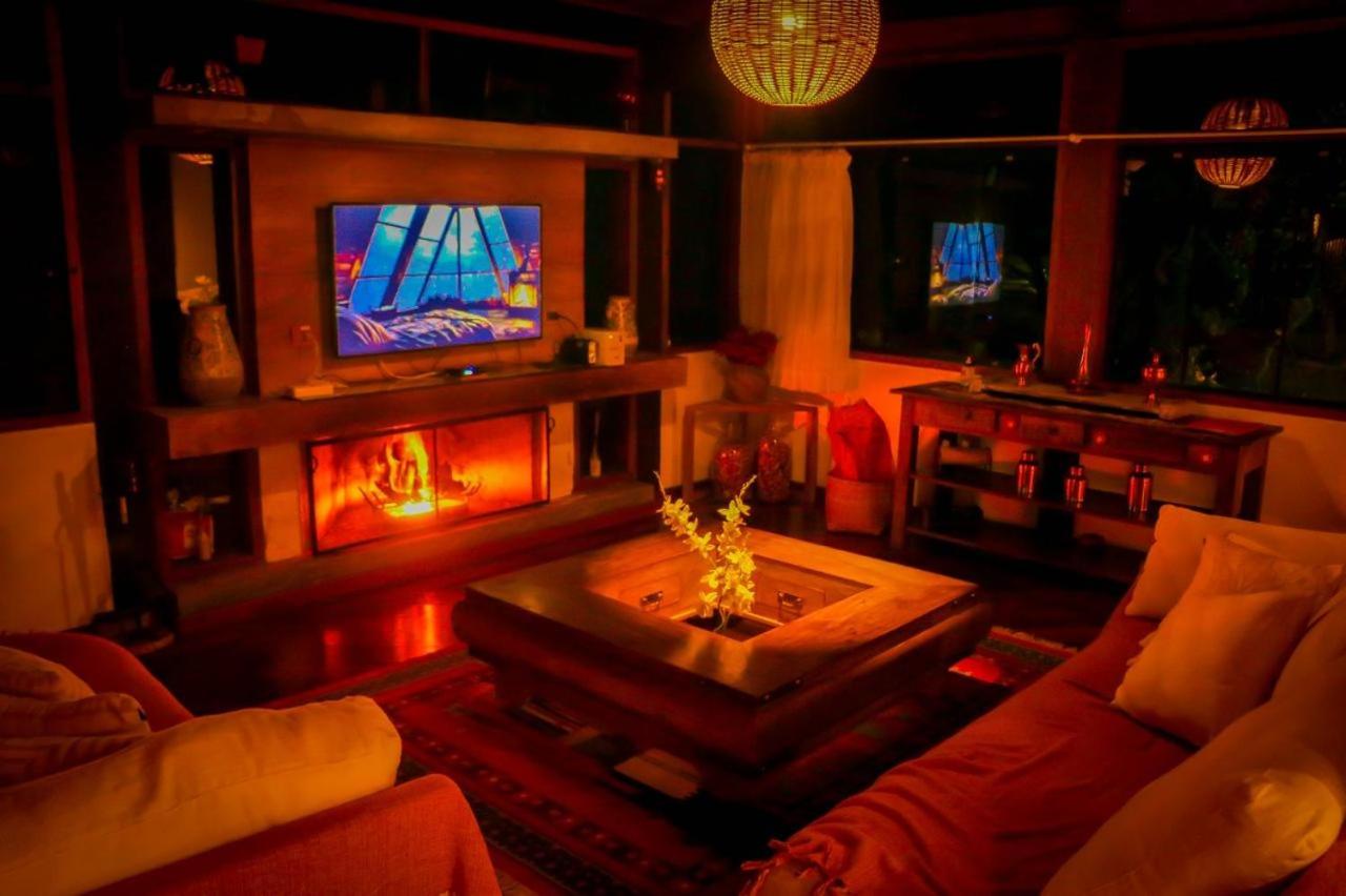 Casa em condomínio de luxo - Patrimônio 352