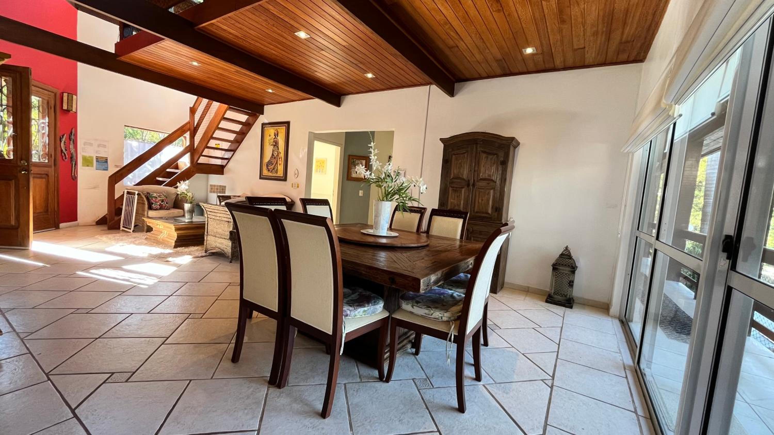 Casa em condomínio de luxo - Patrimônio 352