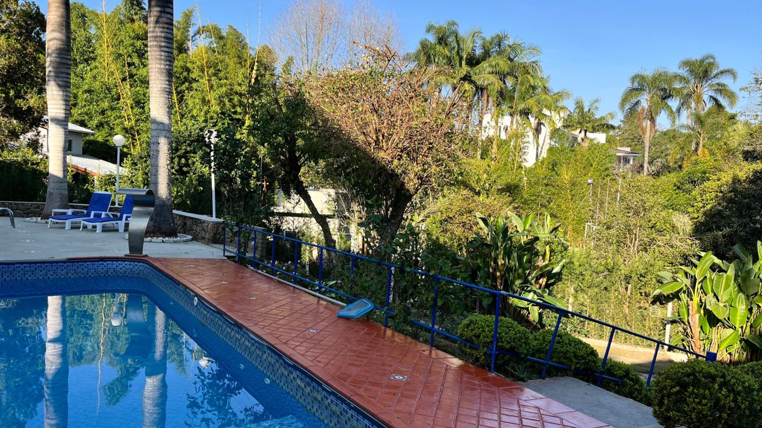 Casa em condomínio de luxo - Patrimônio 352