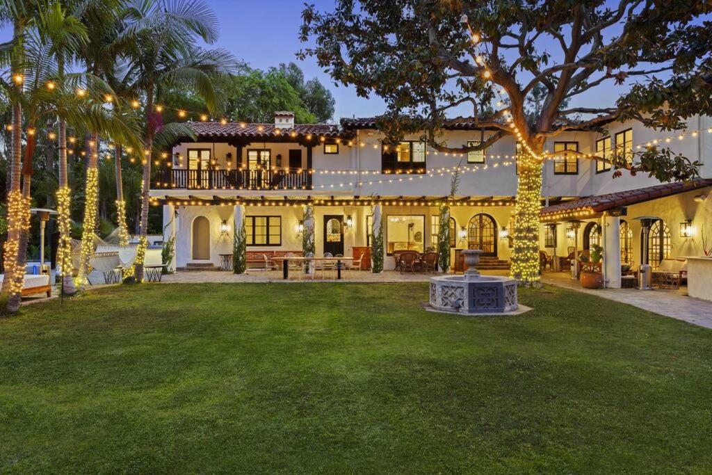 Prestigious BH Spanish Villa with Pool, Jacuzzi, BBQ