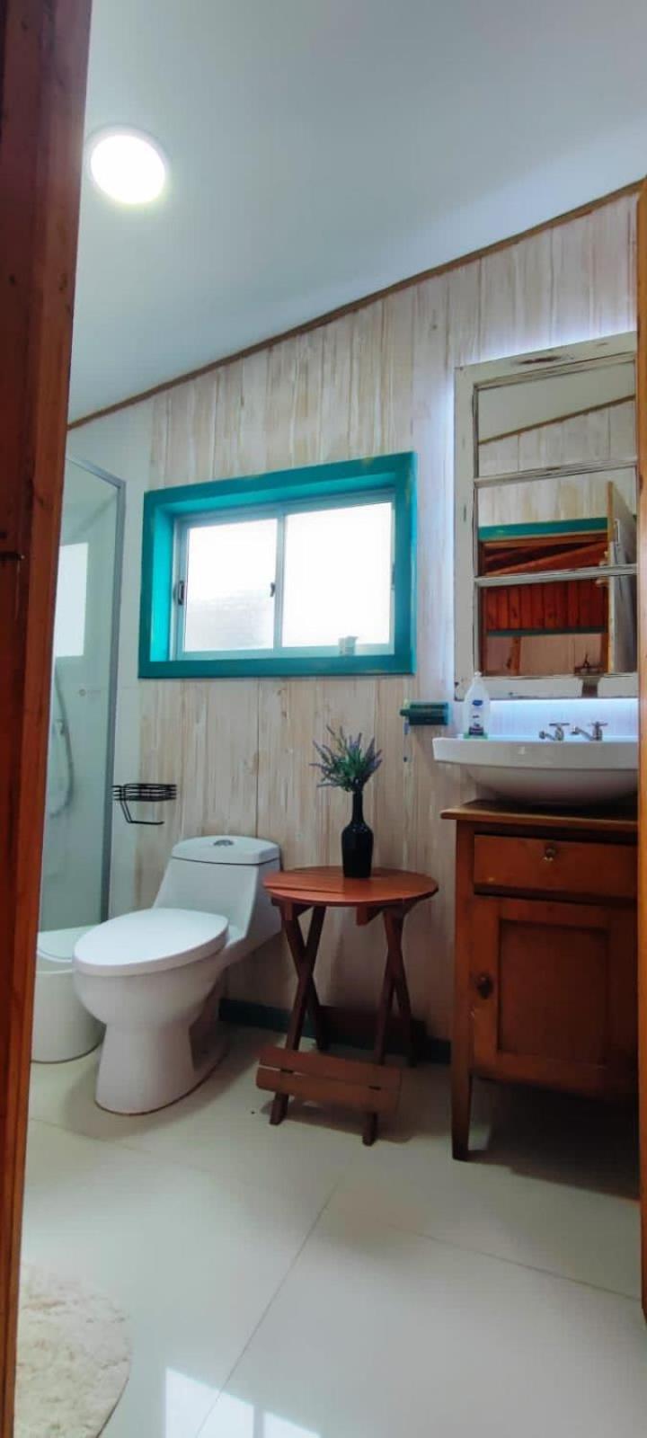 Arriendo cabaña en calle principal Matanzas
