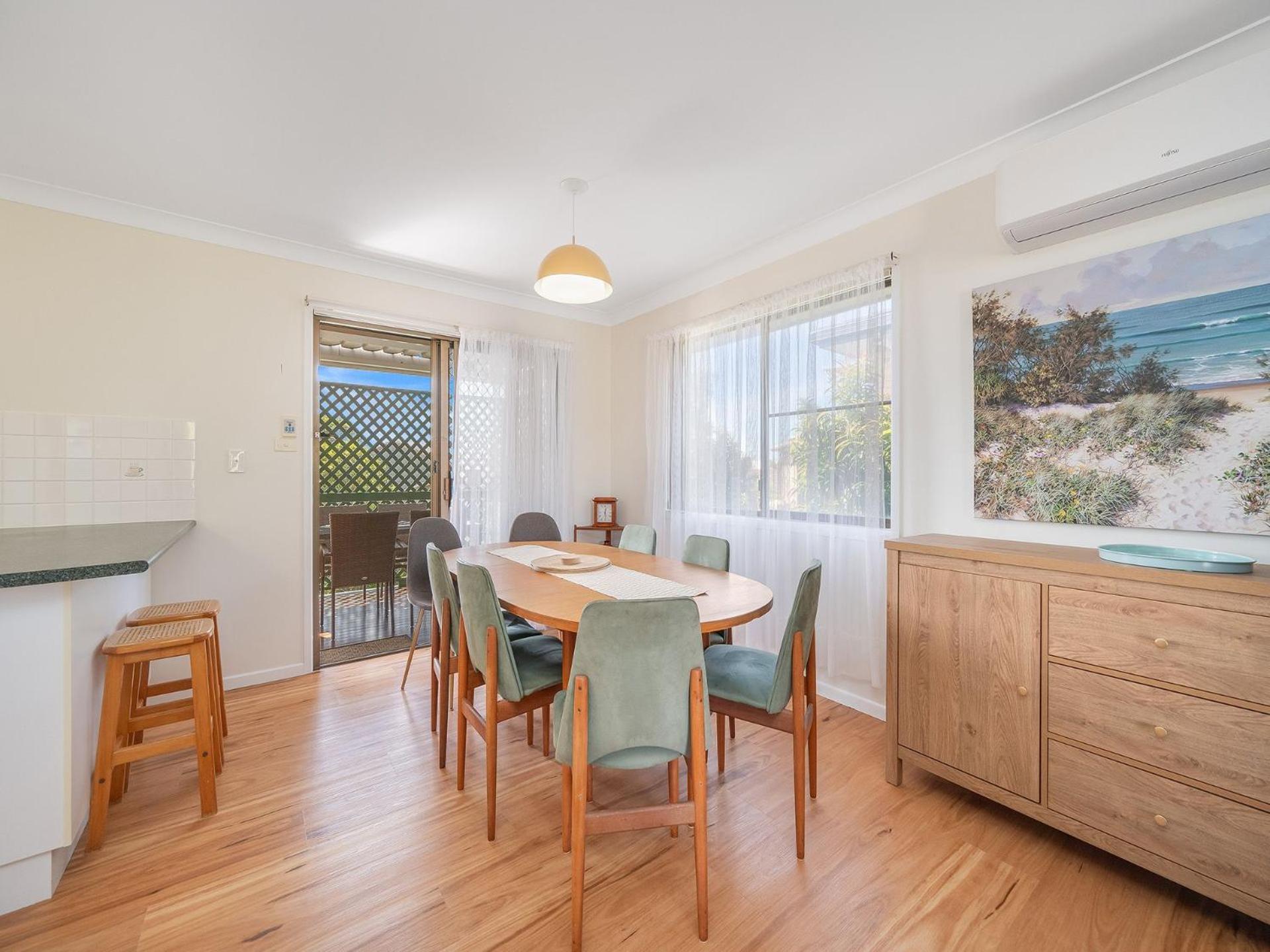 9 Rowell Street Battery Hill QLD