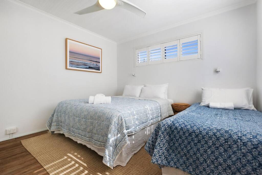 Absolute Beachfront Apartment 11B