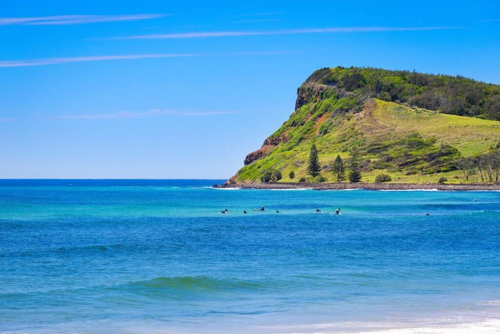 Absolute Beachfront Apartment 11B