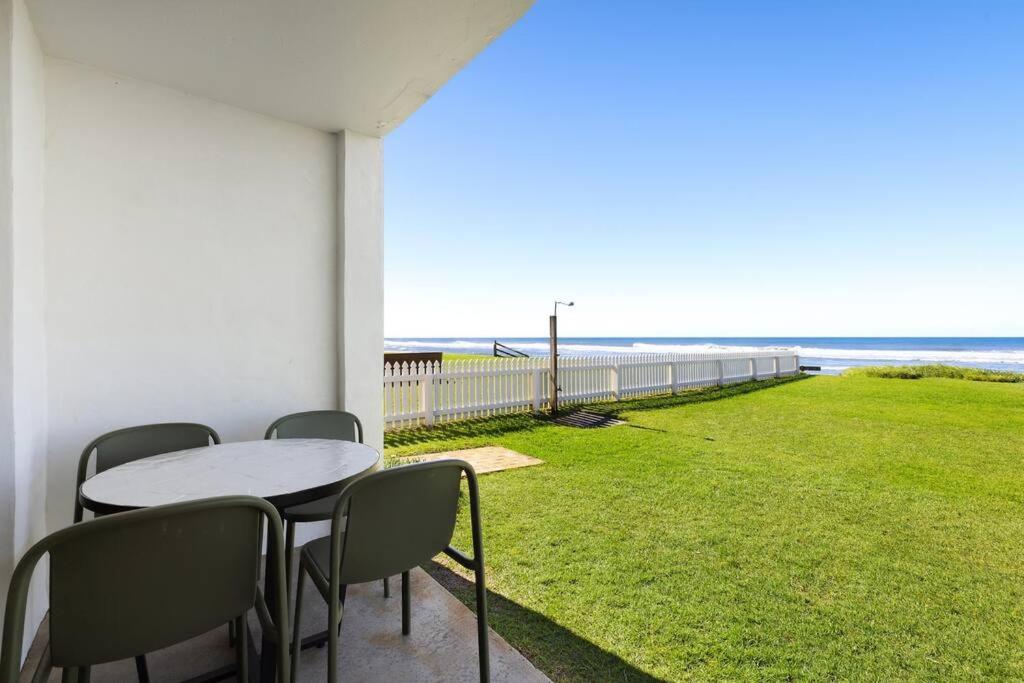 Absolute Beachfront Apartment 11B