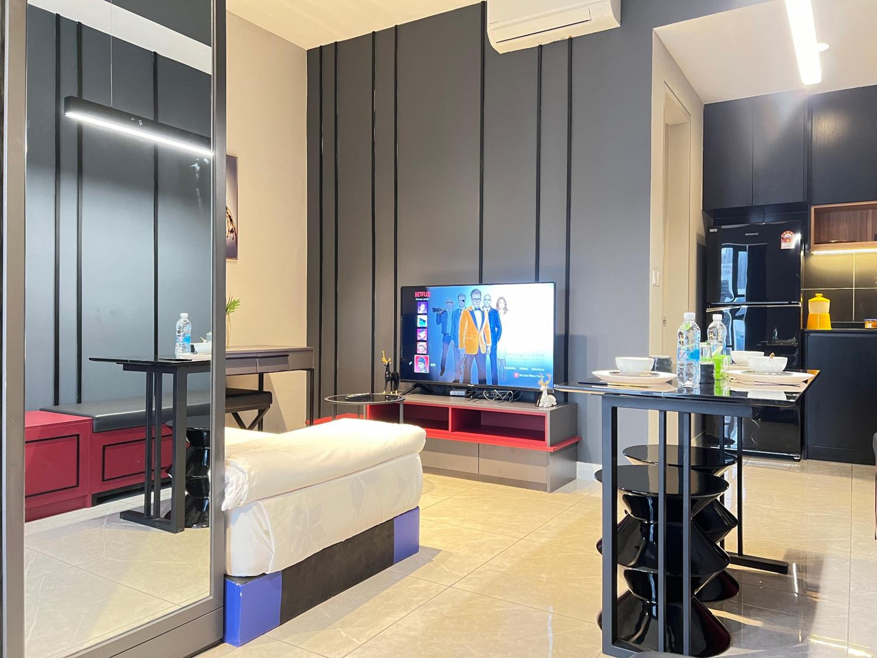 Axon suites Bukit bintang Rooftop Swimming pool