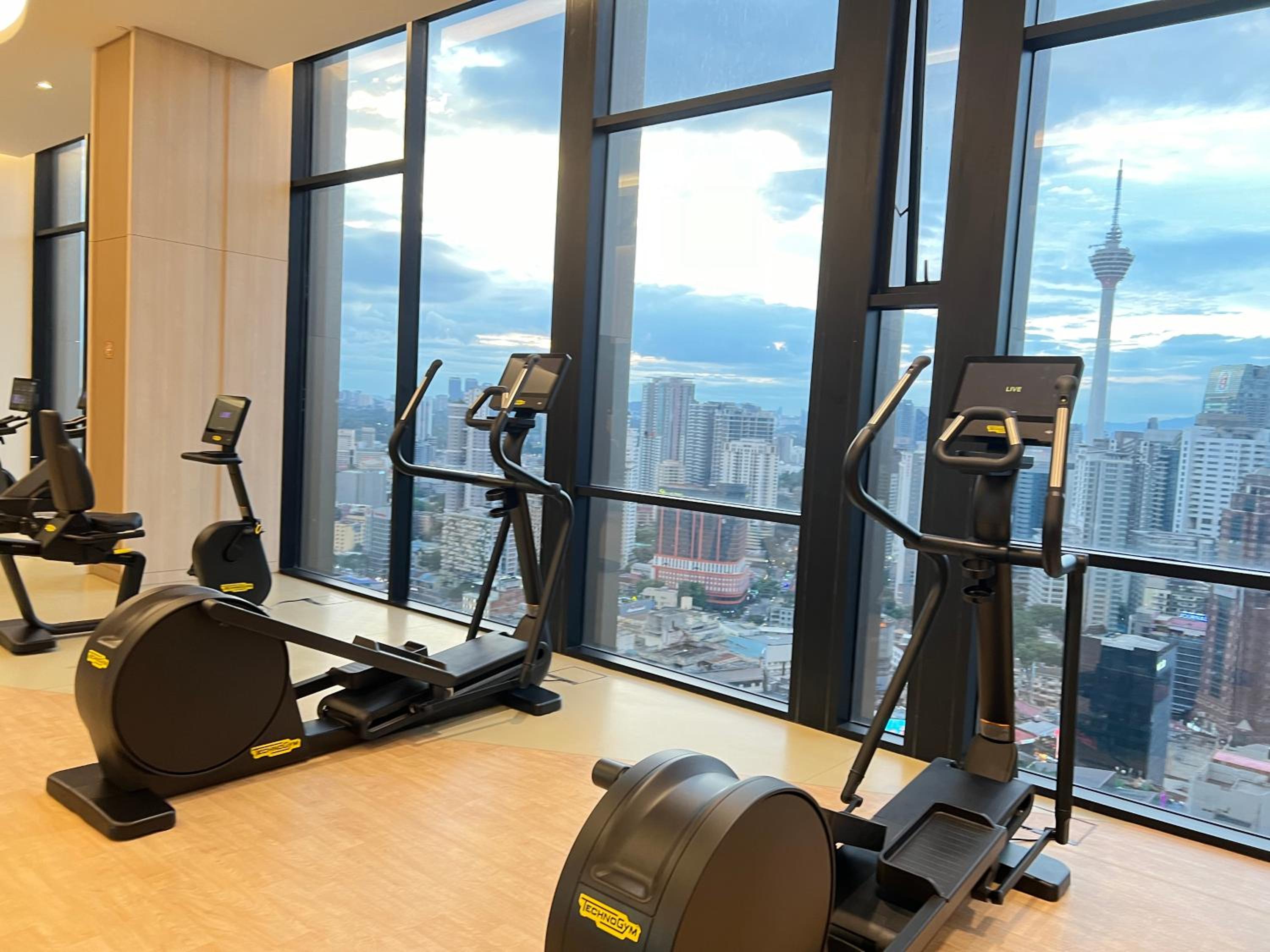 Axon suites Bukit bintang Rooftop Swimming pool