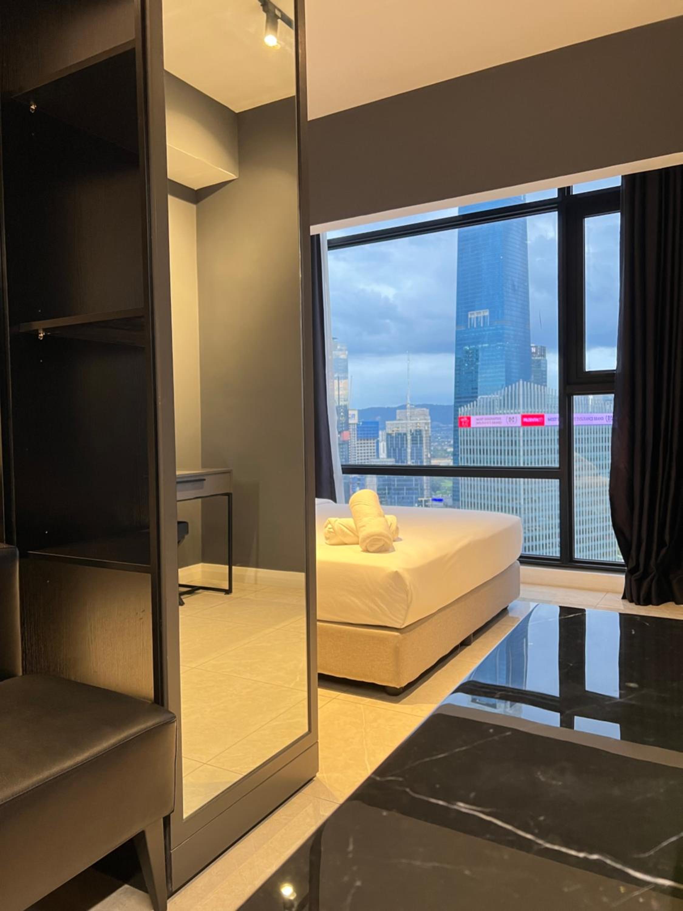 Axon suites Bukit bintang Rooftop Swimming pool