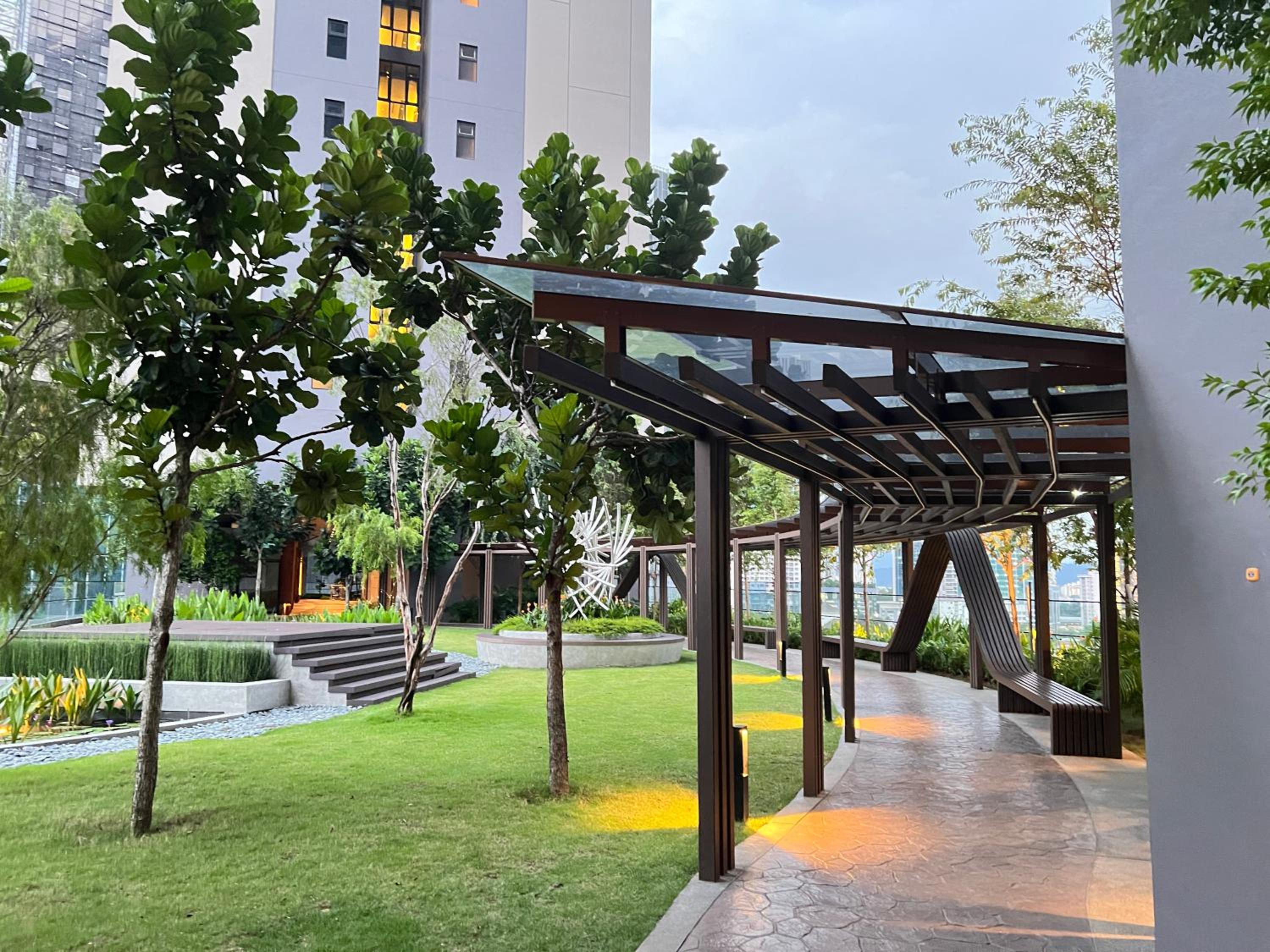 Axon suites Bukit bintang Rooftop Swimming pool