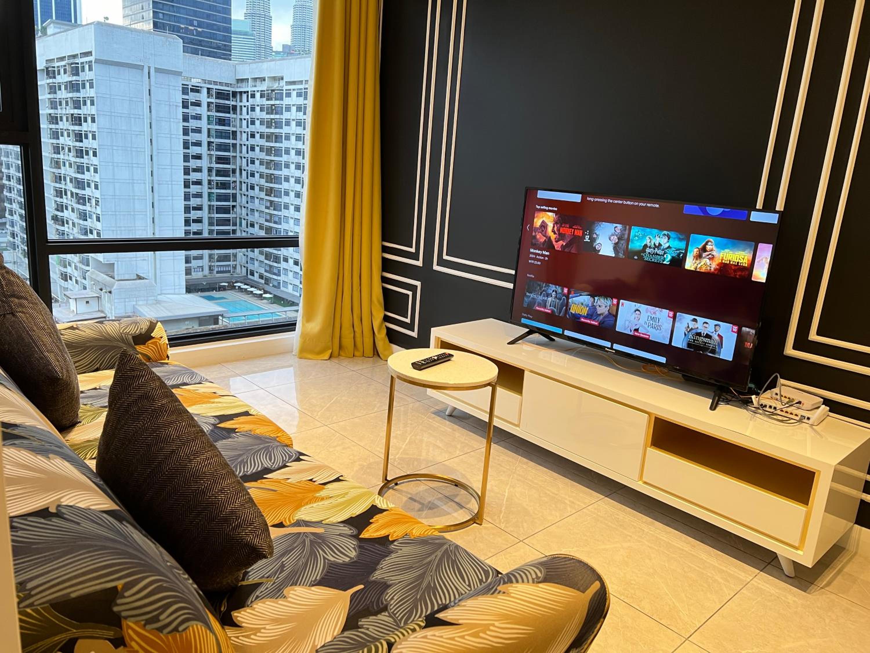 Axon suites Bukit bintang Rooftop Swimming pool