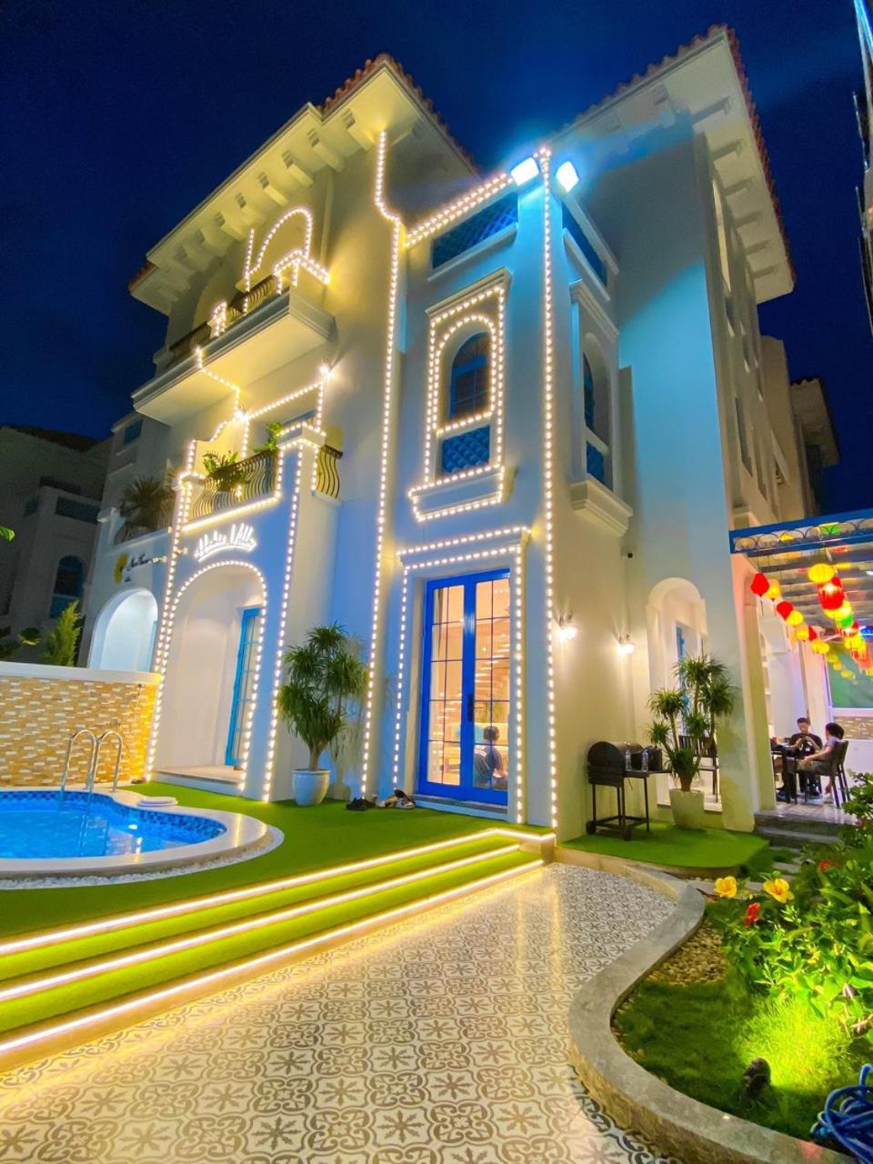 Chuỗi Villa Sunferia 7 phòng ngủ - Cạnh biển - Đầy đủ tiện Nghi - Bể bơi - trung tâm Bãi Cháy
