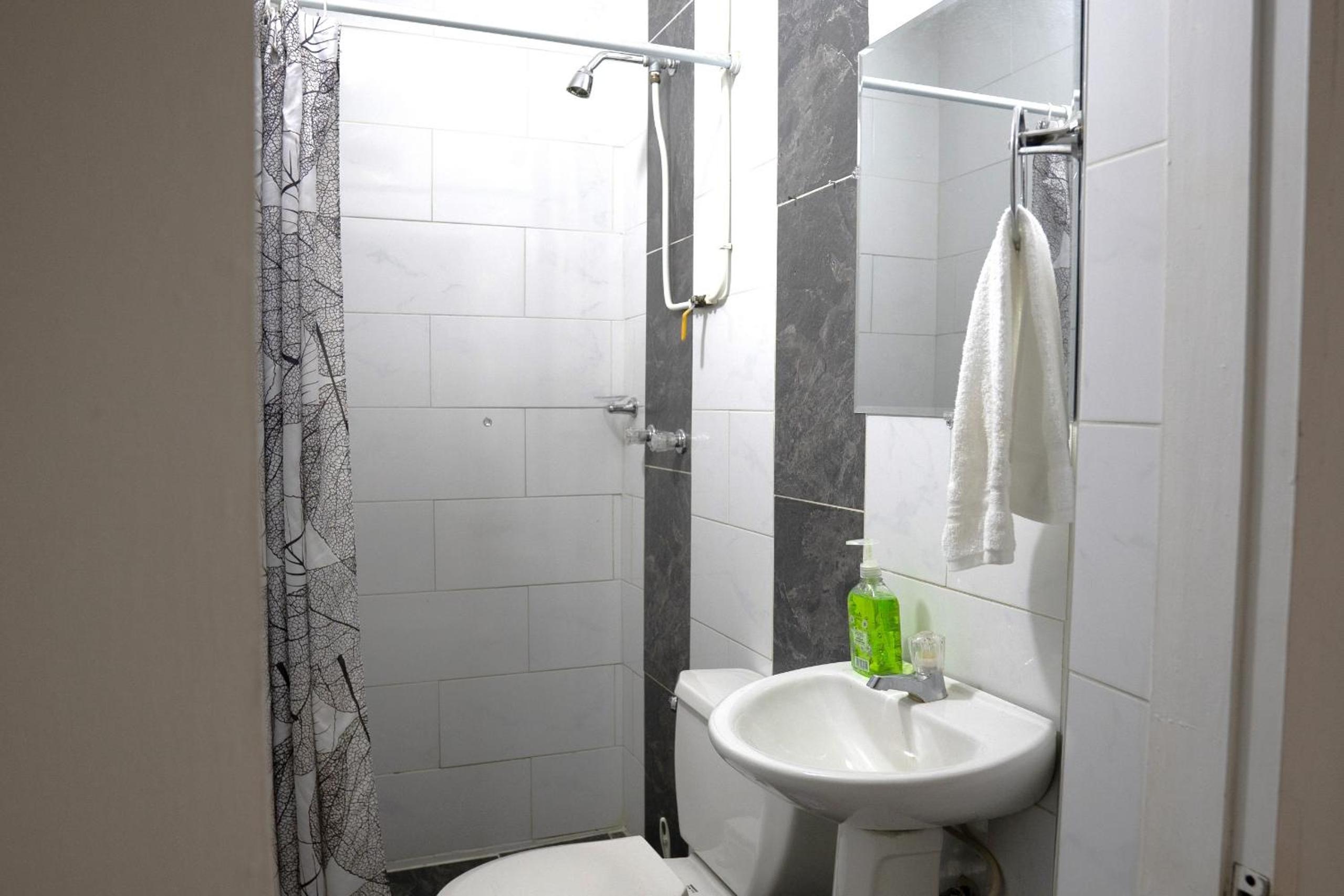 Laureles Garden Hostel