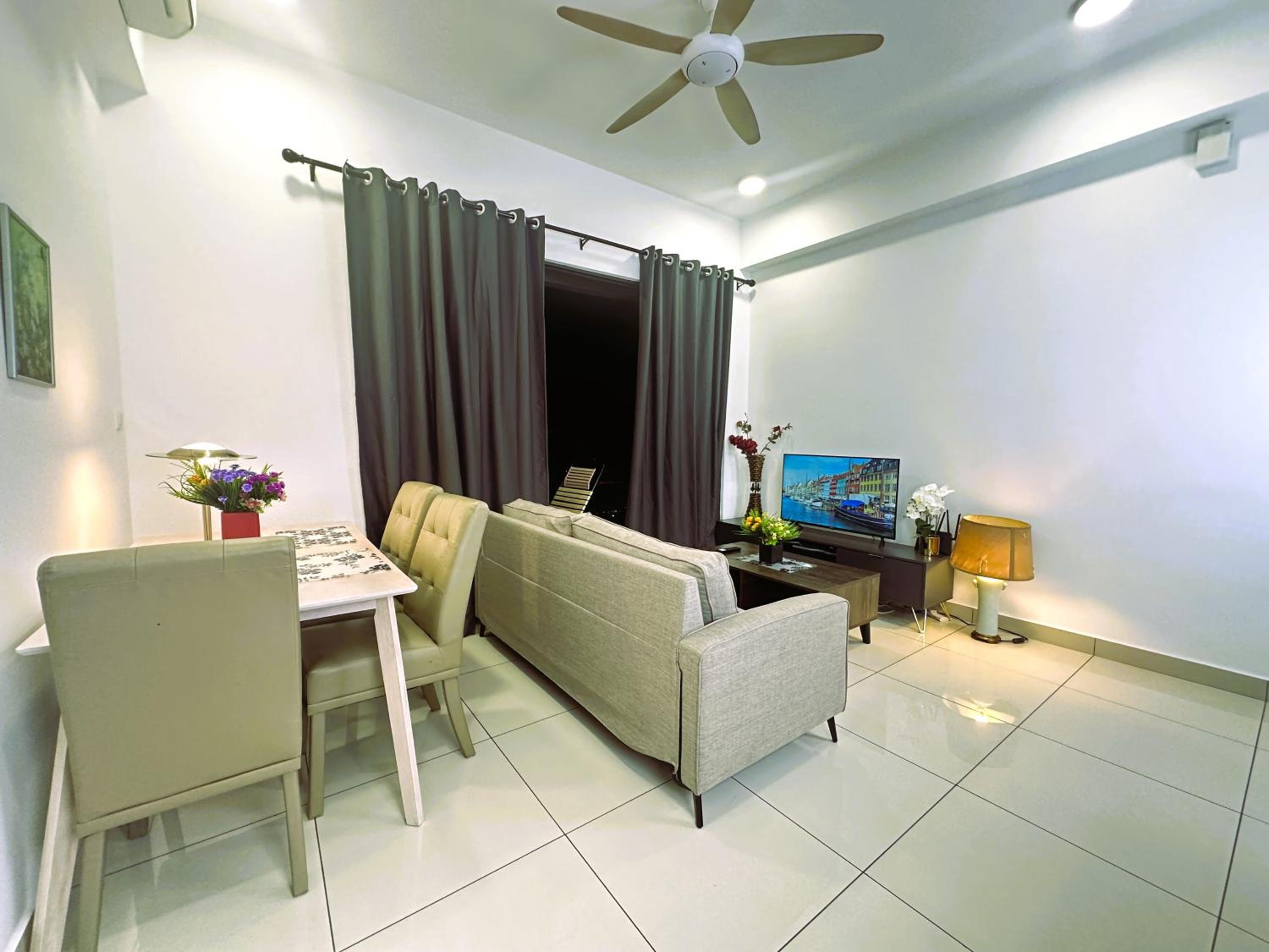 KLCC View 1BR cozy suite with Balcony Trion B5310 KL