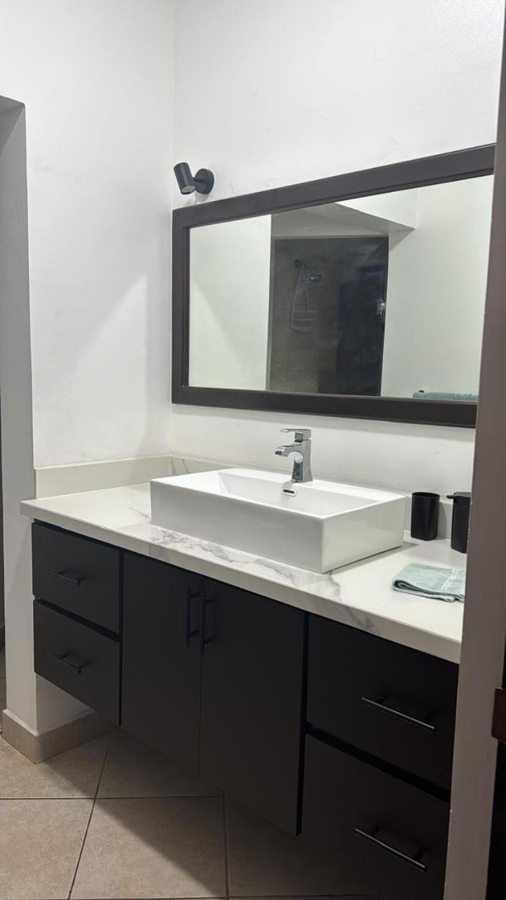 Beautiful newly refurbished 2 bedroom 2 Bathroom 2nd floor condo